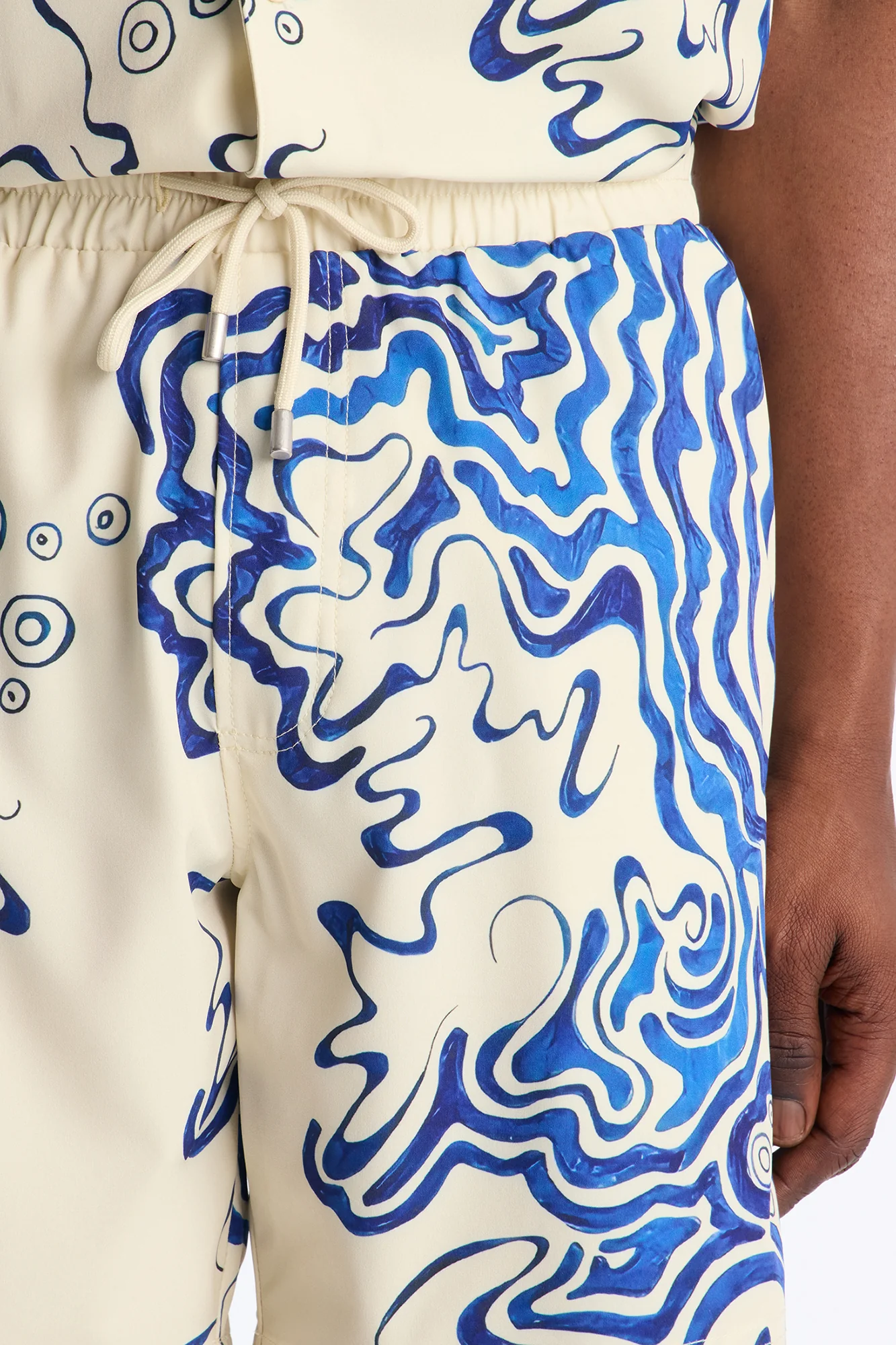 Abstract Mykonos Swim Trunk 7″ - Blue/combo - Image 3