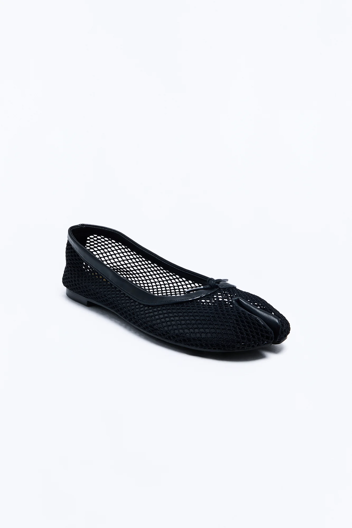 All That Air Tabi Flats - Black - Image 4