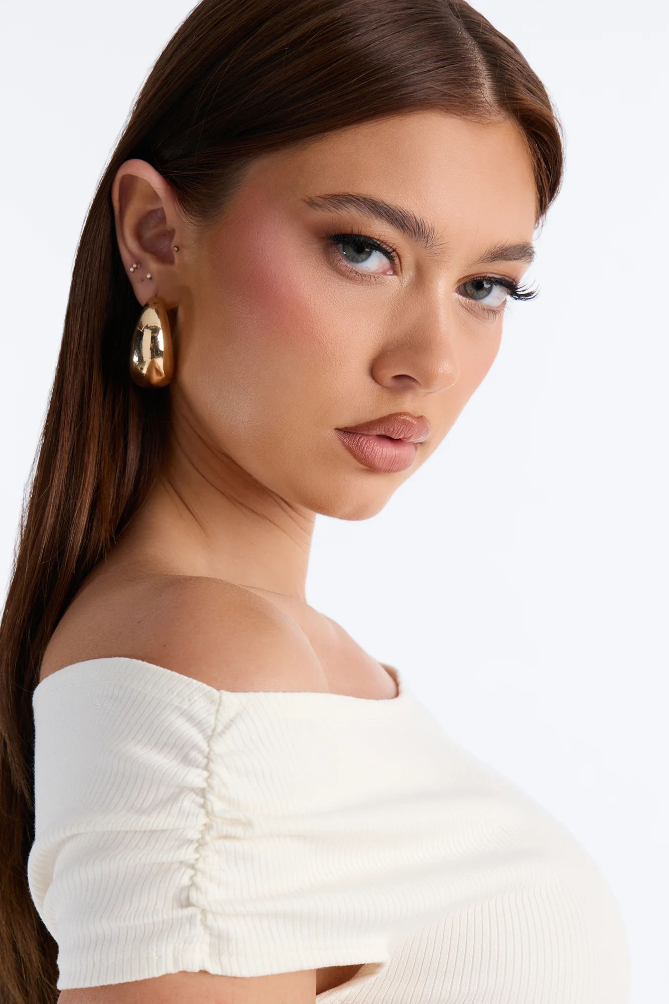 Ariella Off Shoulder Snatched Capri Set - Off White - Image 3