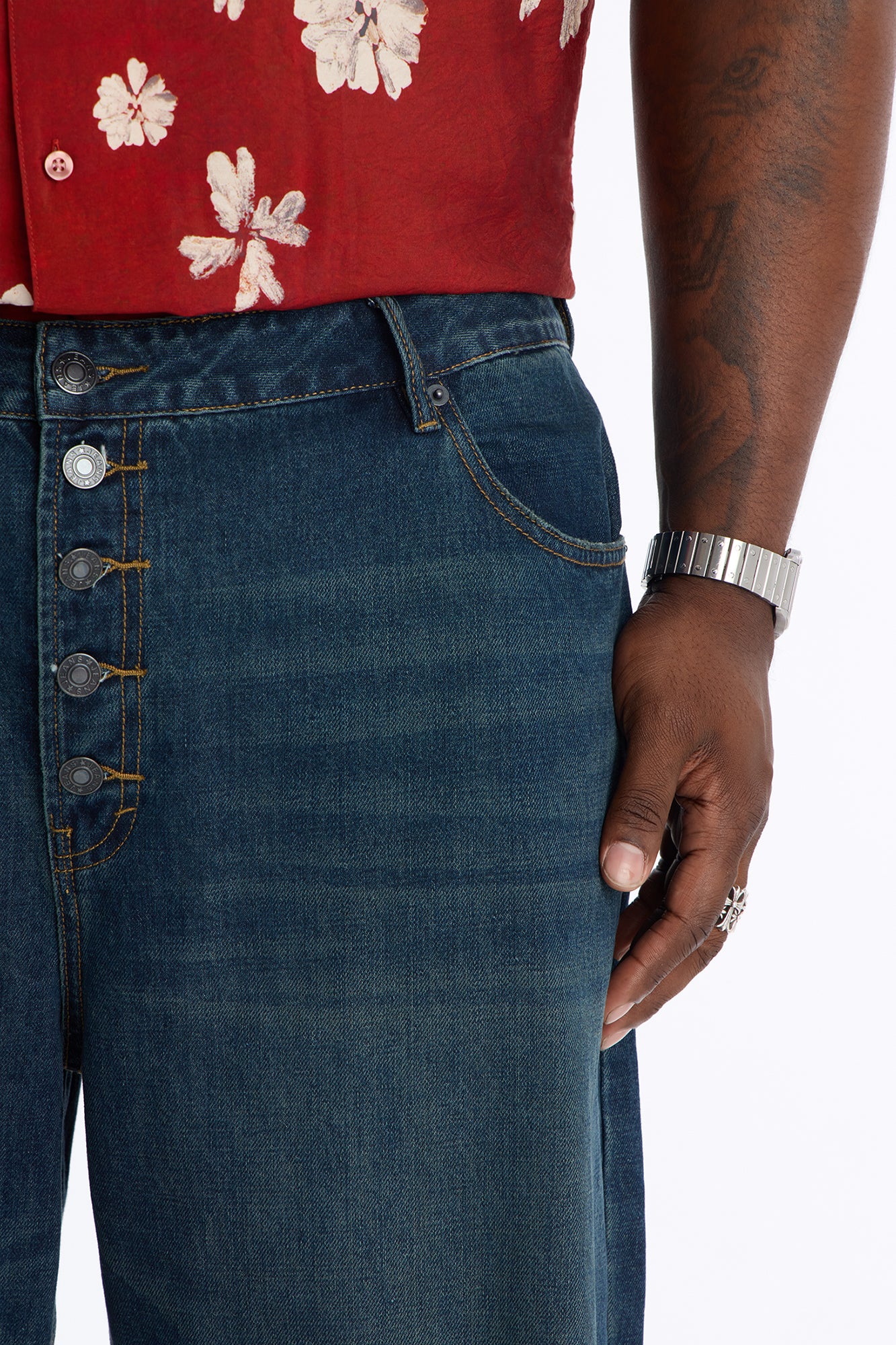 Baggy Button Riot Jeans - Dark Wash - Image 7