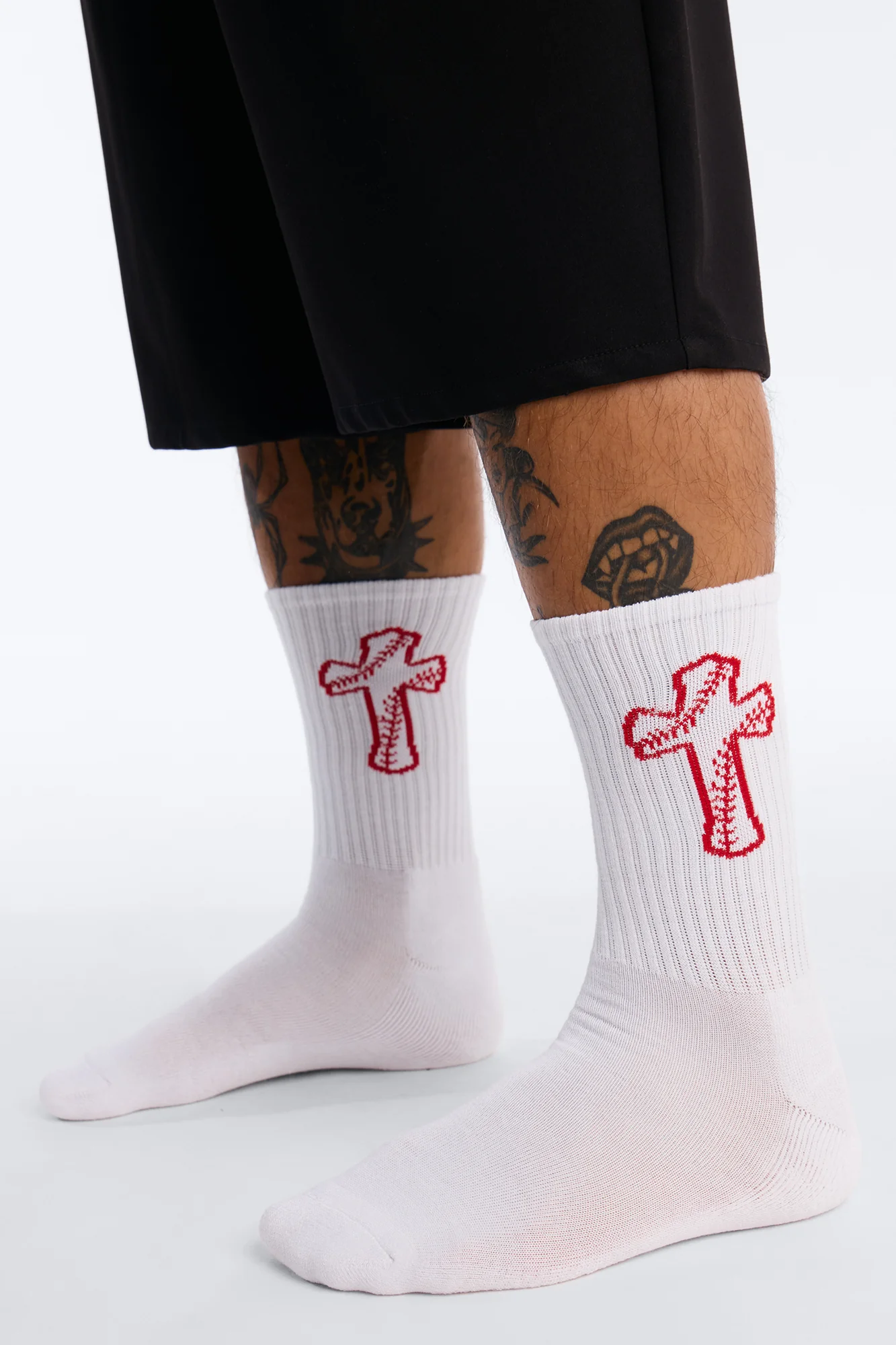 Ball Up Cross Ribbed Crew Socks - Red