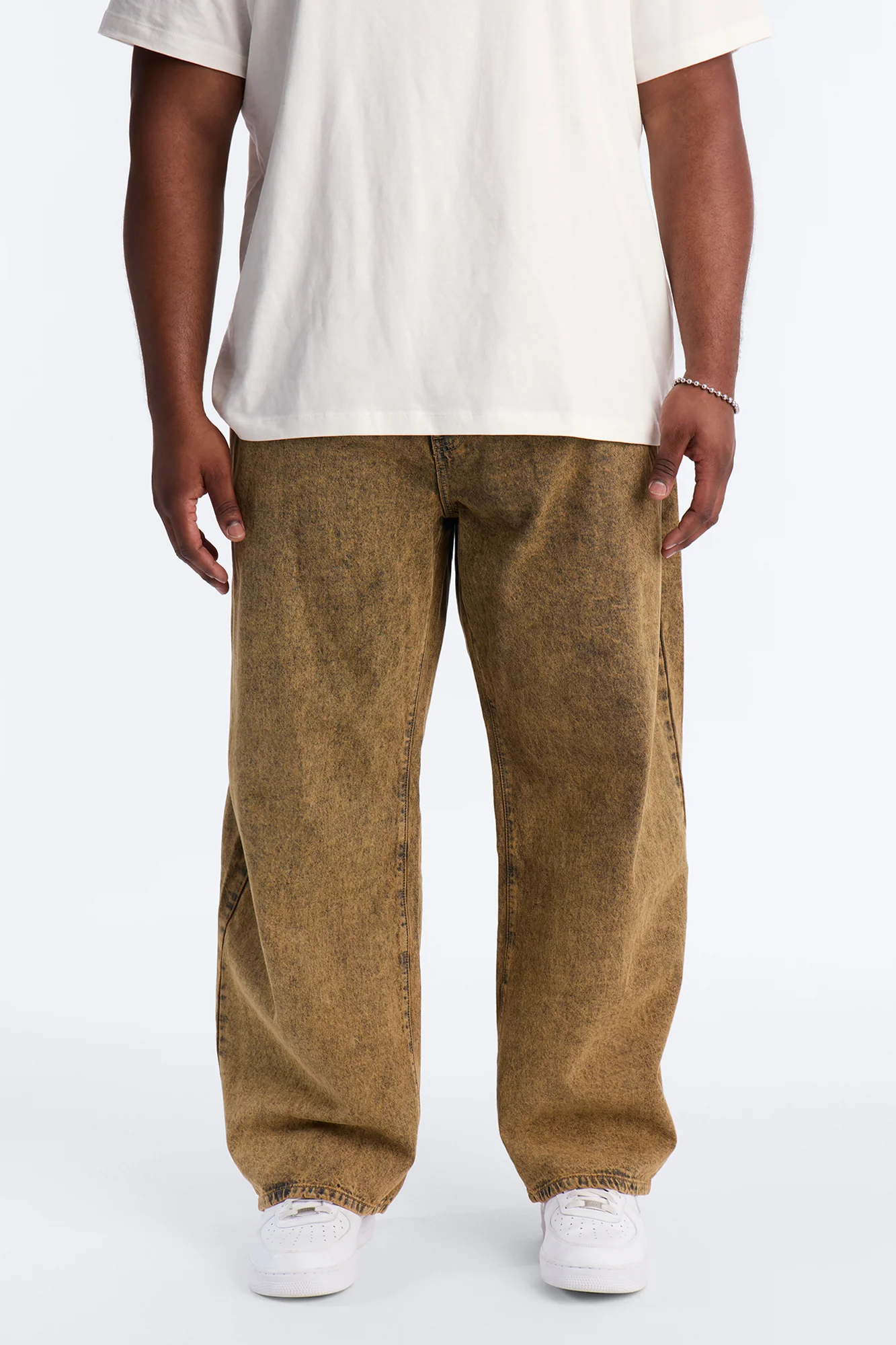Barrel Rustic Fade Jean - Brown - Image 5