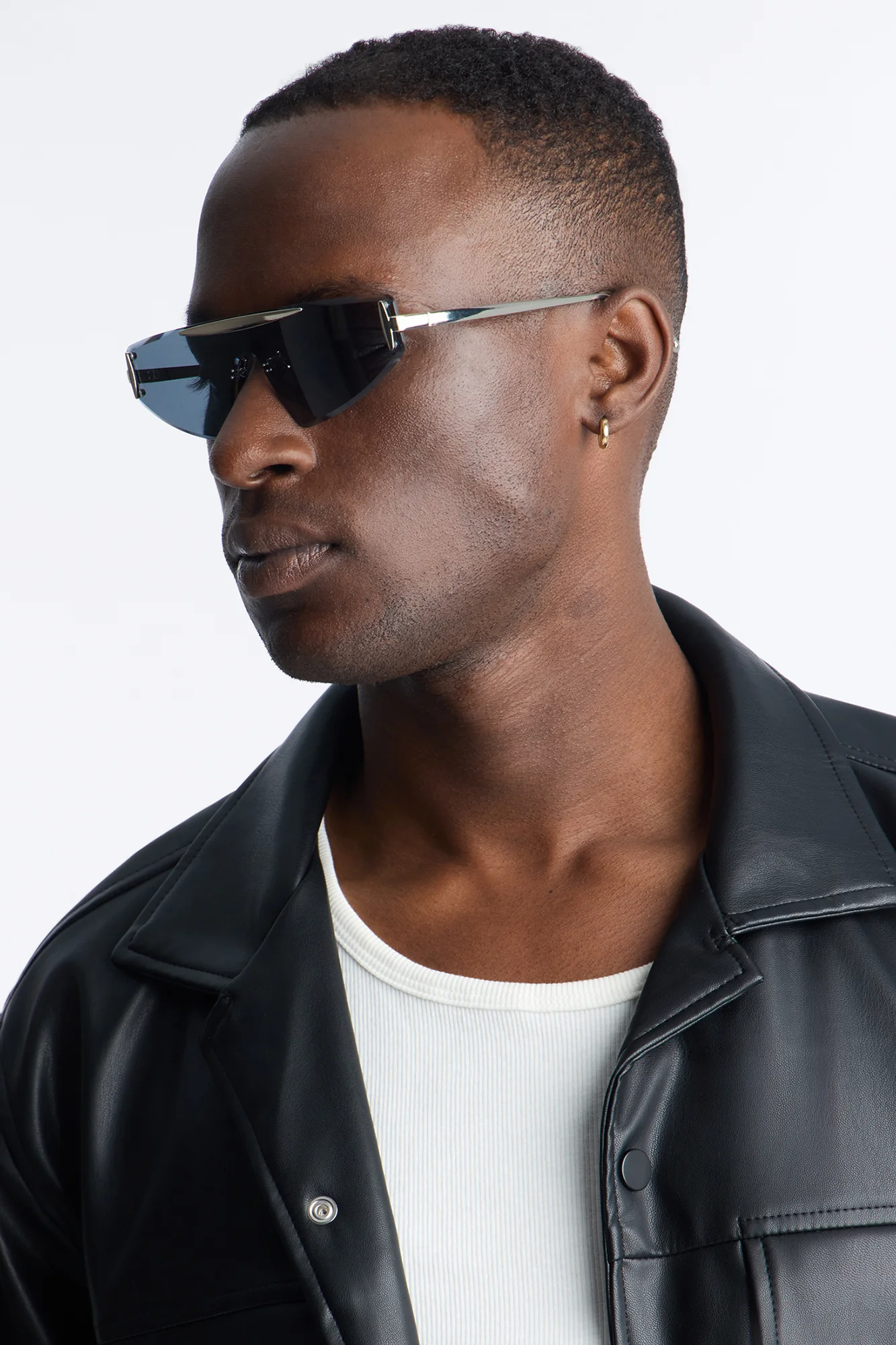 Between The Mirage Shield Sunglasses - Silver/Black