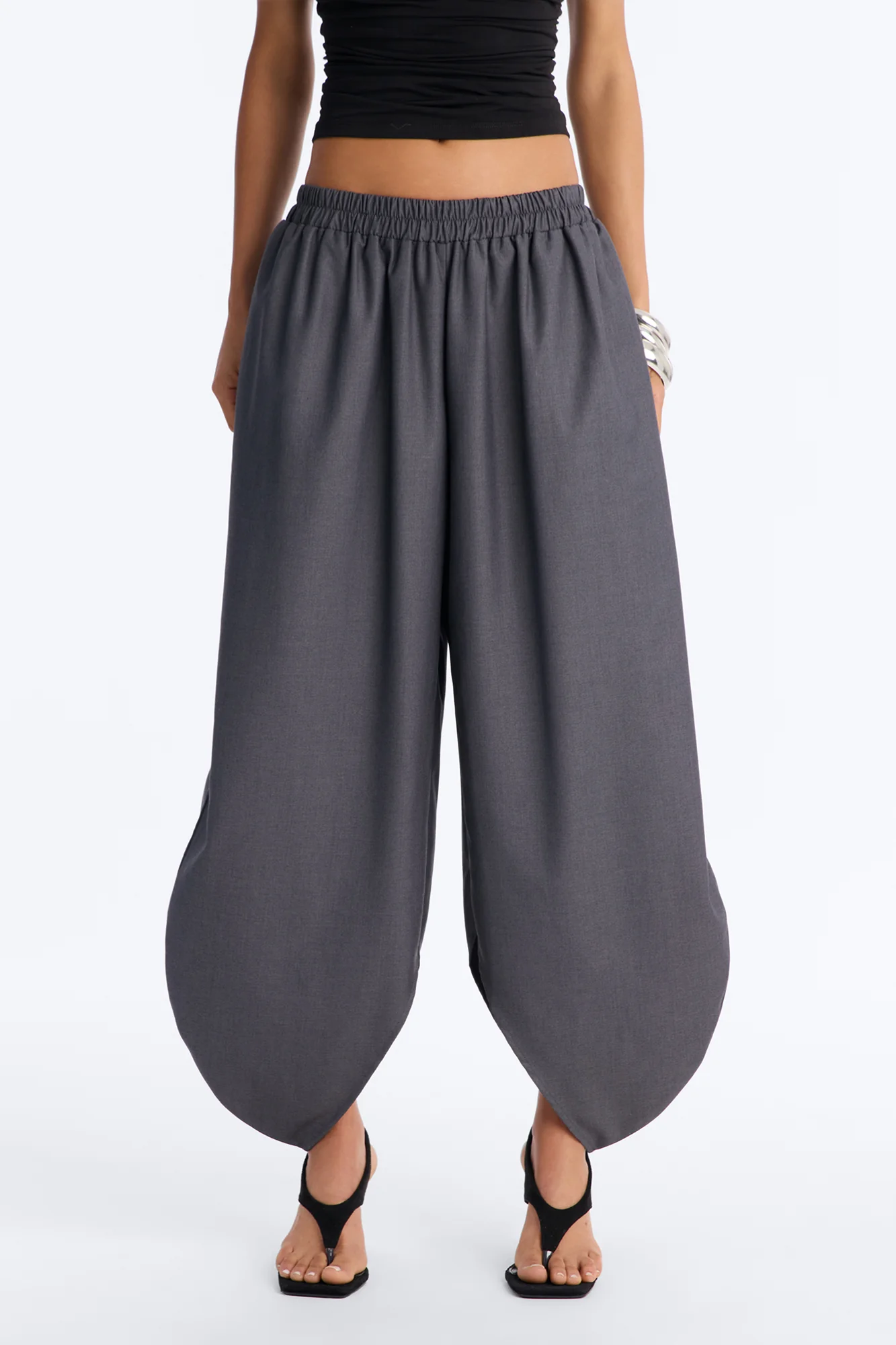 Bianca Barrel Leg Low Rise Pant - Charcoal - Image 2