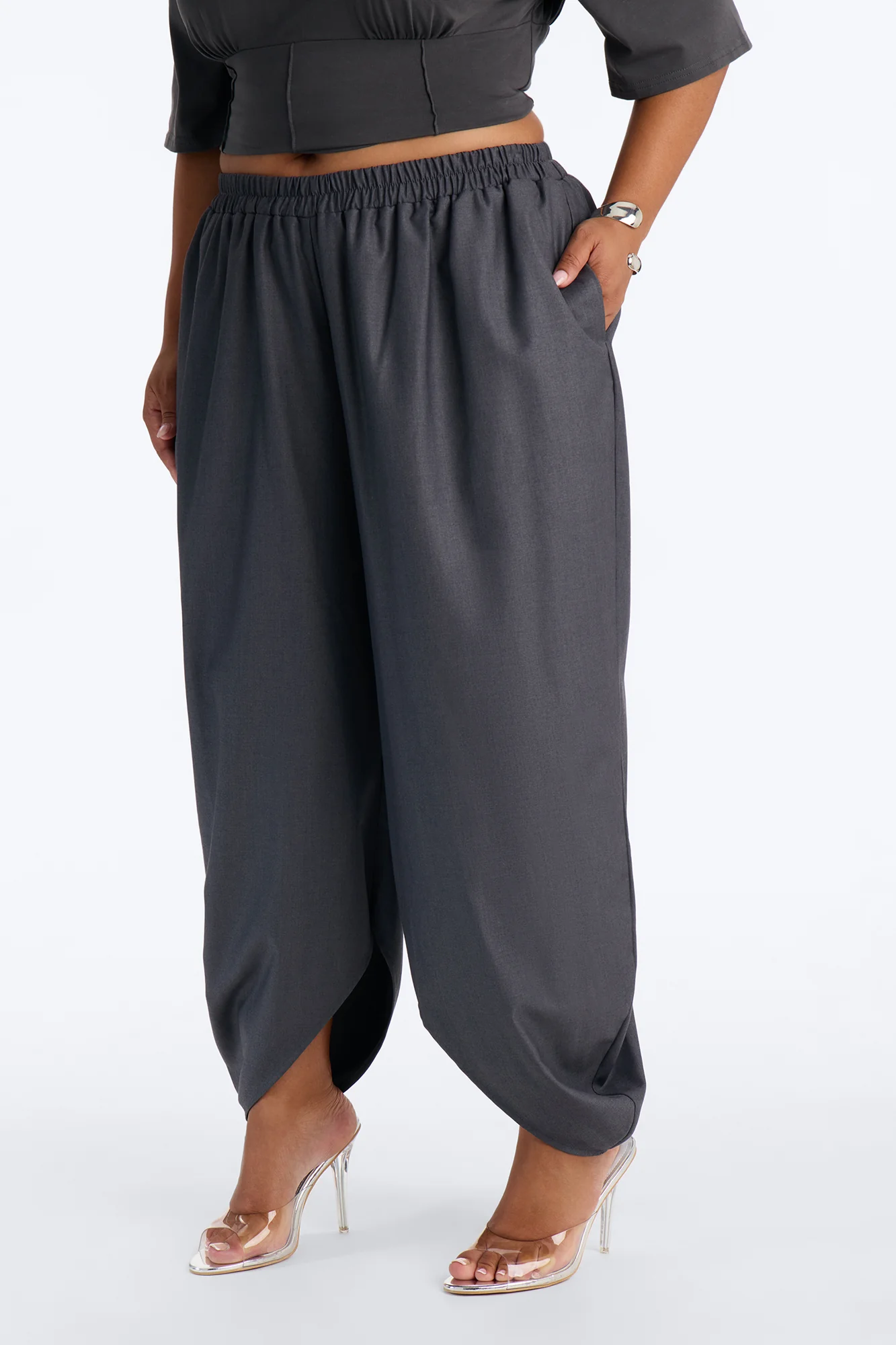 Bianca Barrel Leg Low Rise Pant - Charcoal - Image 6