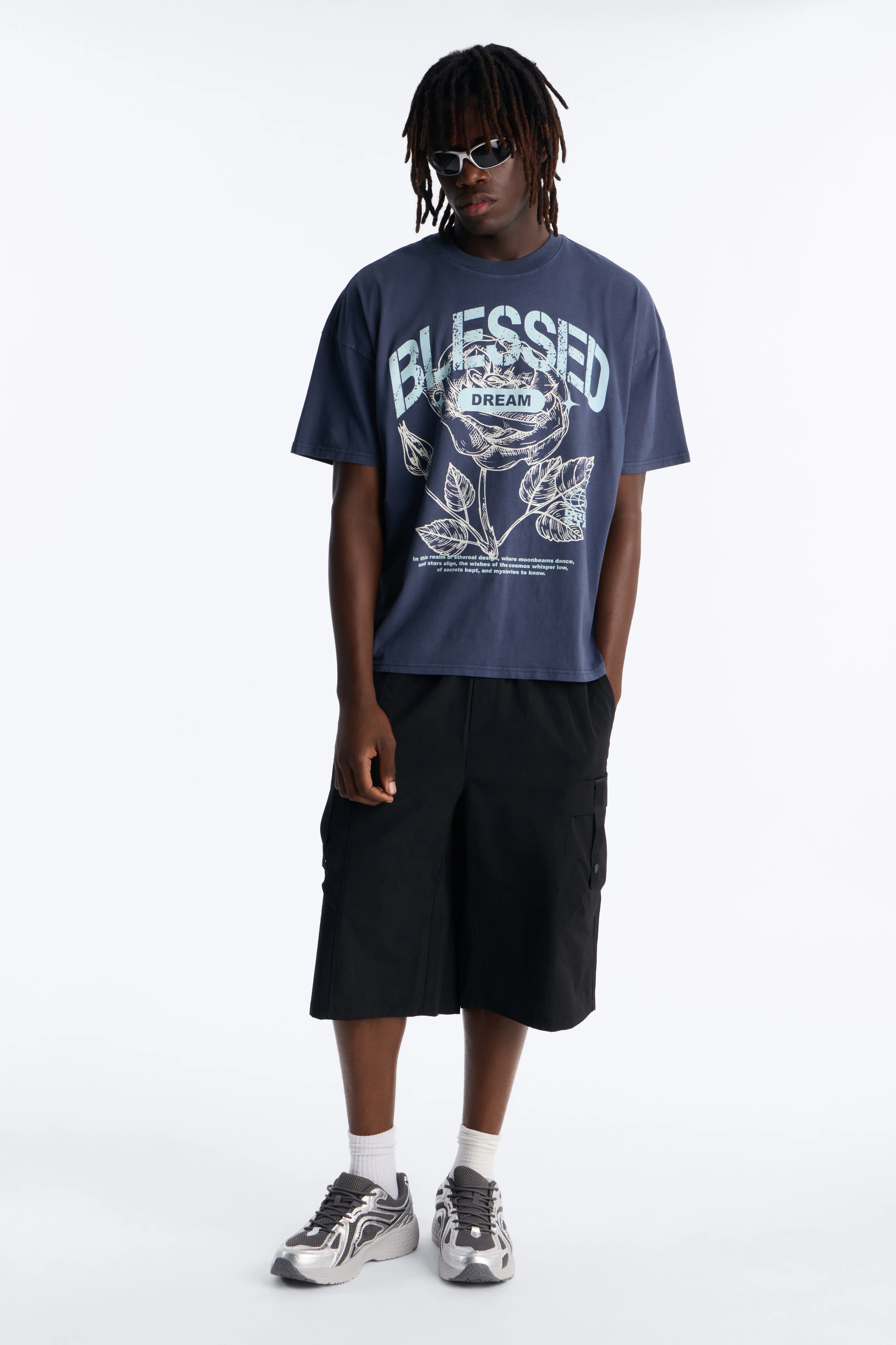 Bless Dreams Oversized Short Sleeve Tee - Navy - Image 2