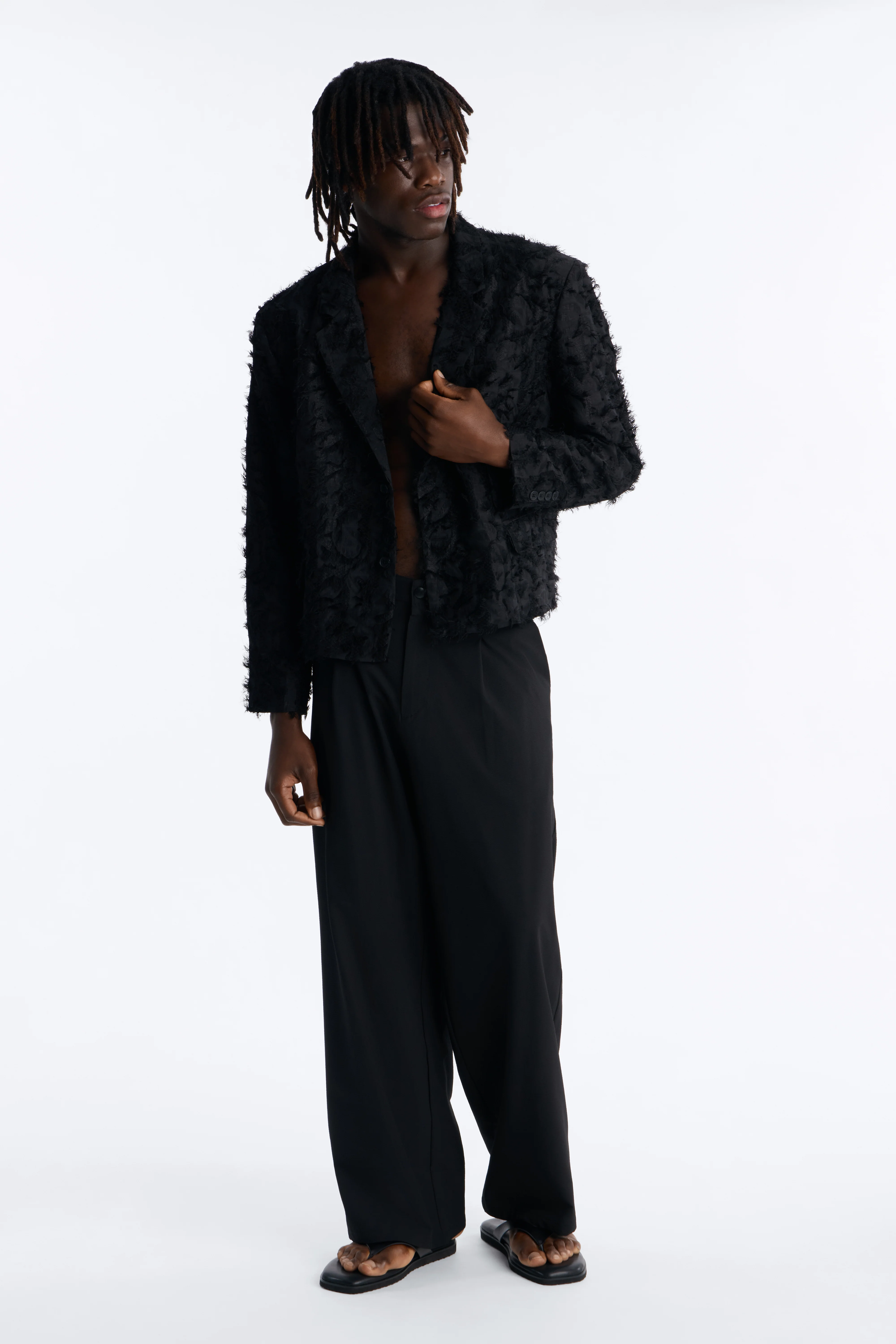 Boxy Cropped Kelpstone Textured Blazer - Black - Image 2