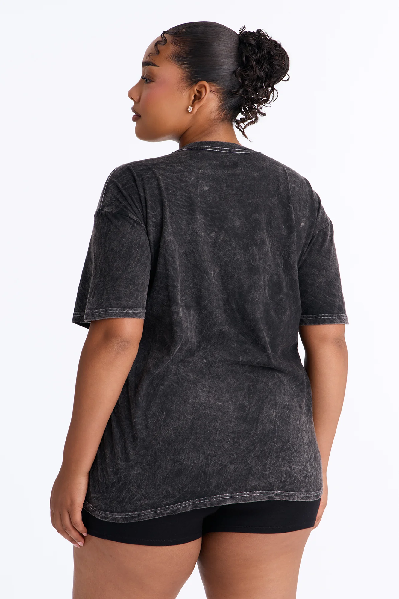 Bratz Close Up Washed Tee - Black Wash - Image 6