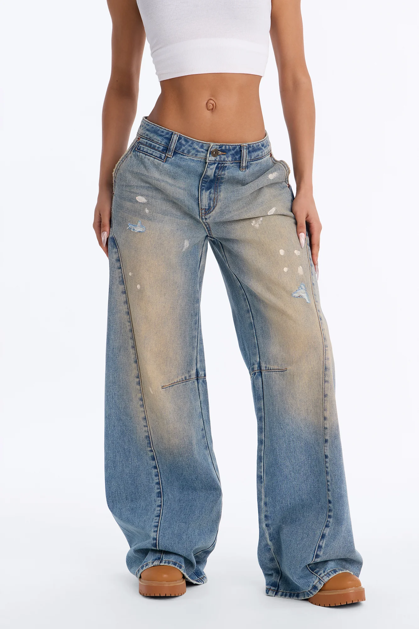 Brushstroke Tinted Loose Fit Jeans - Medium Wash