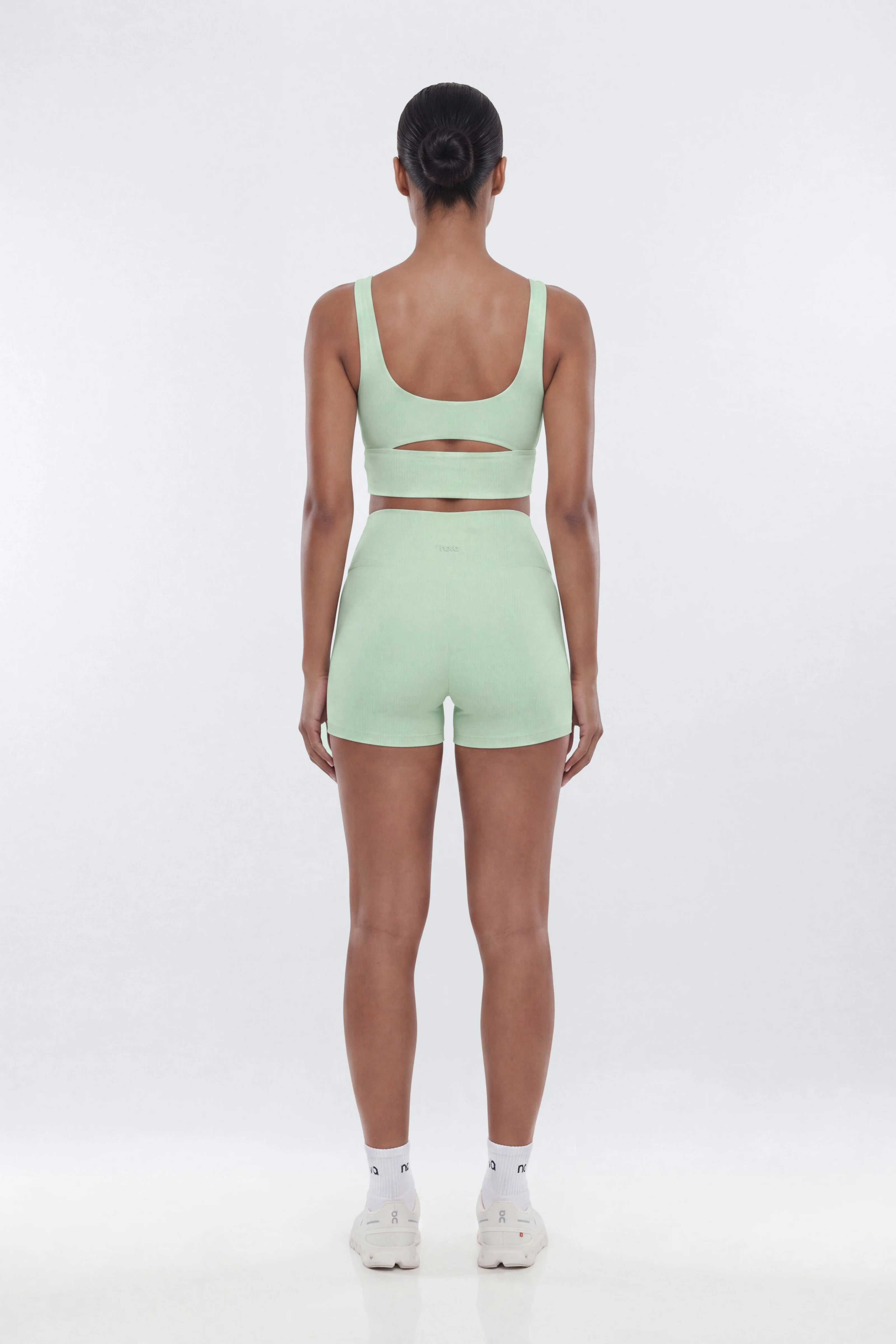 ButterSoft 4″ V Front Ruched Biker Shorts - Cool Mint - Image 3