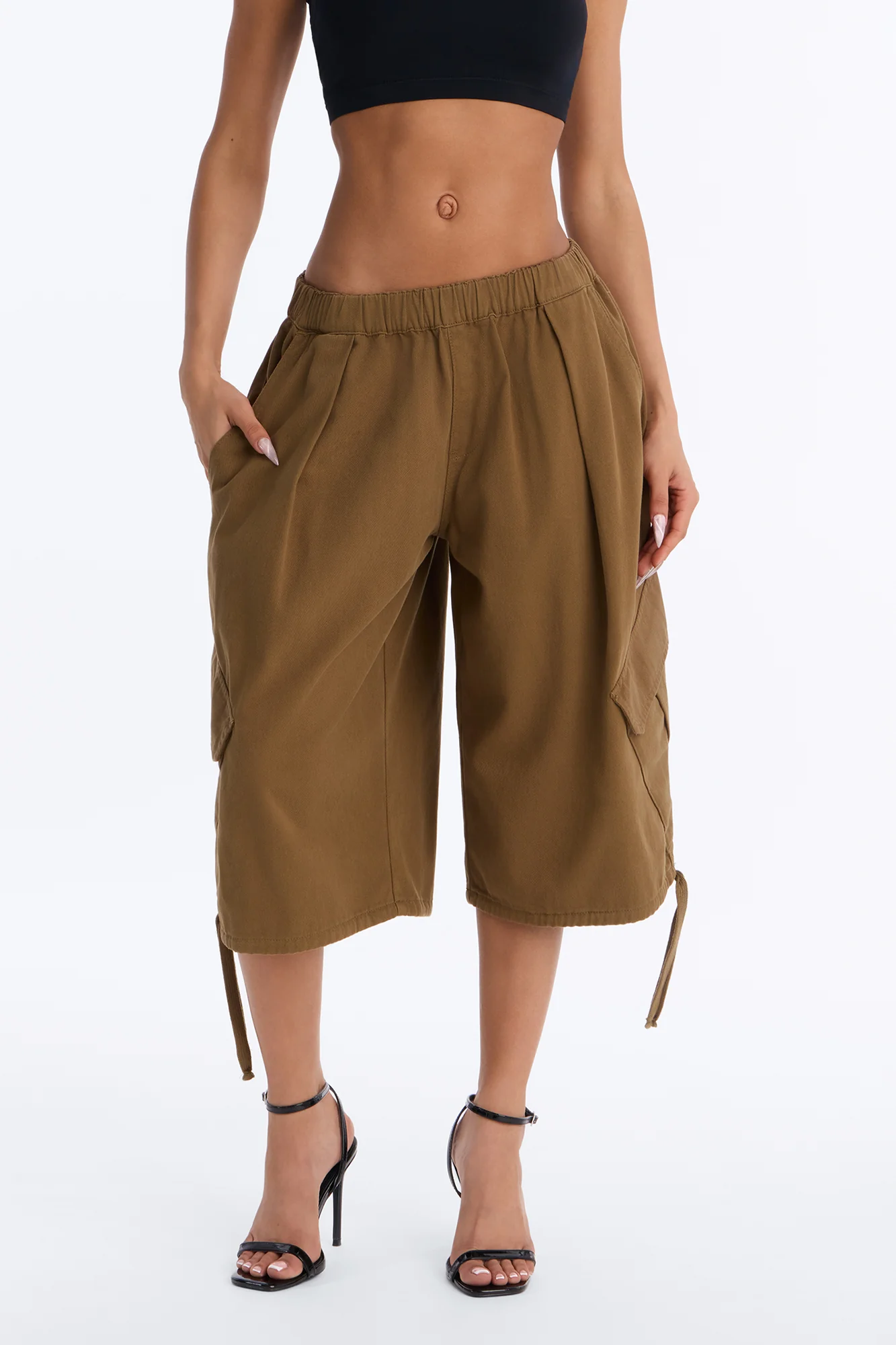 Carter Twill Cargo Bubble Hem Bermuda Short - Olive
