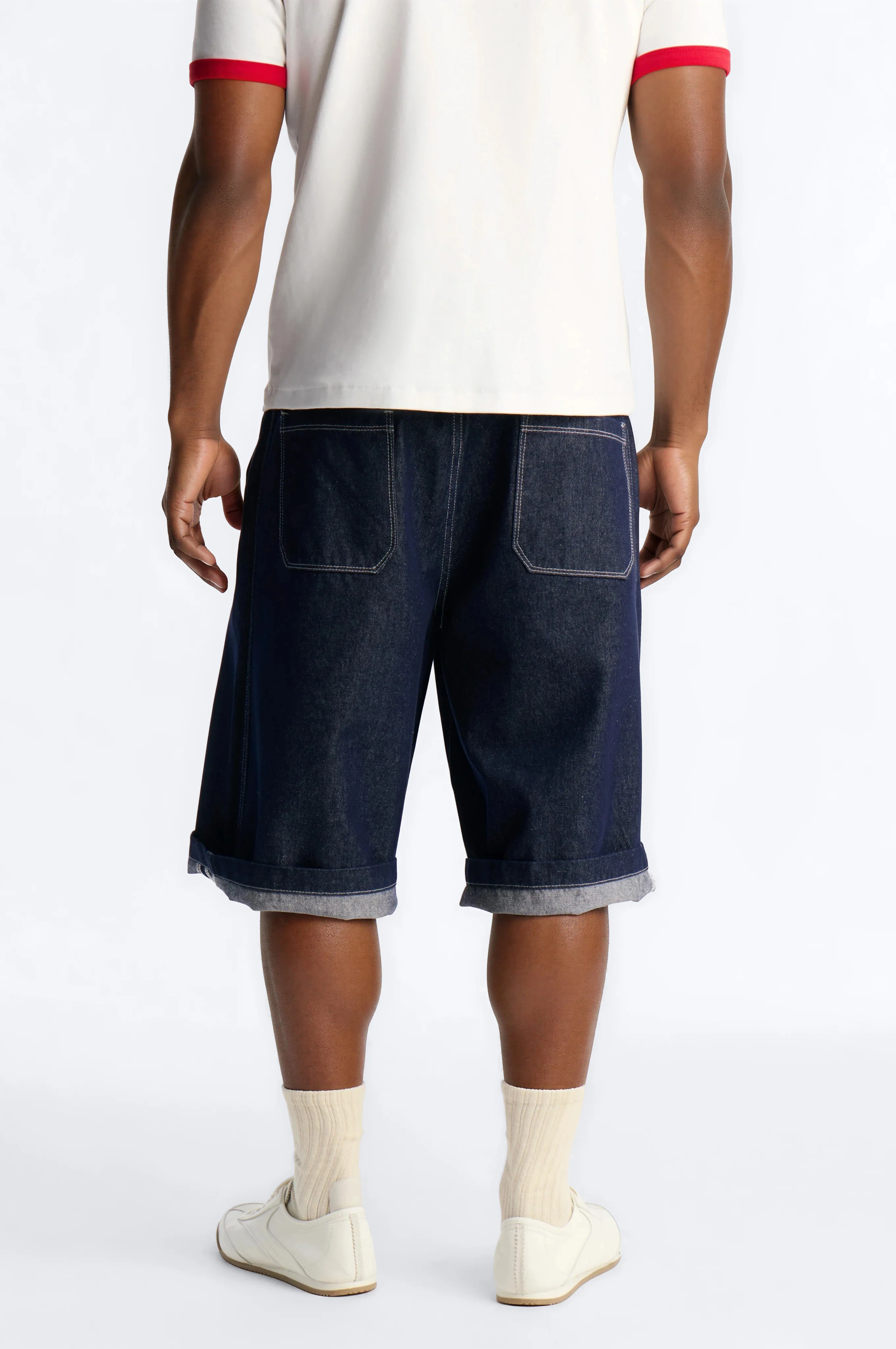 Classic Cuff Baggy Denim Short - Dark Wash - Image 4