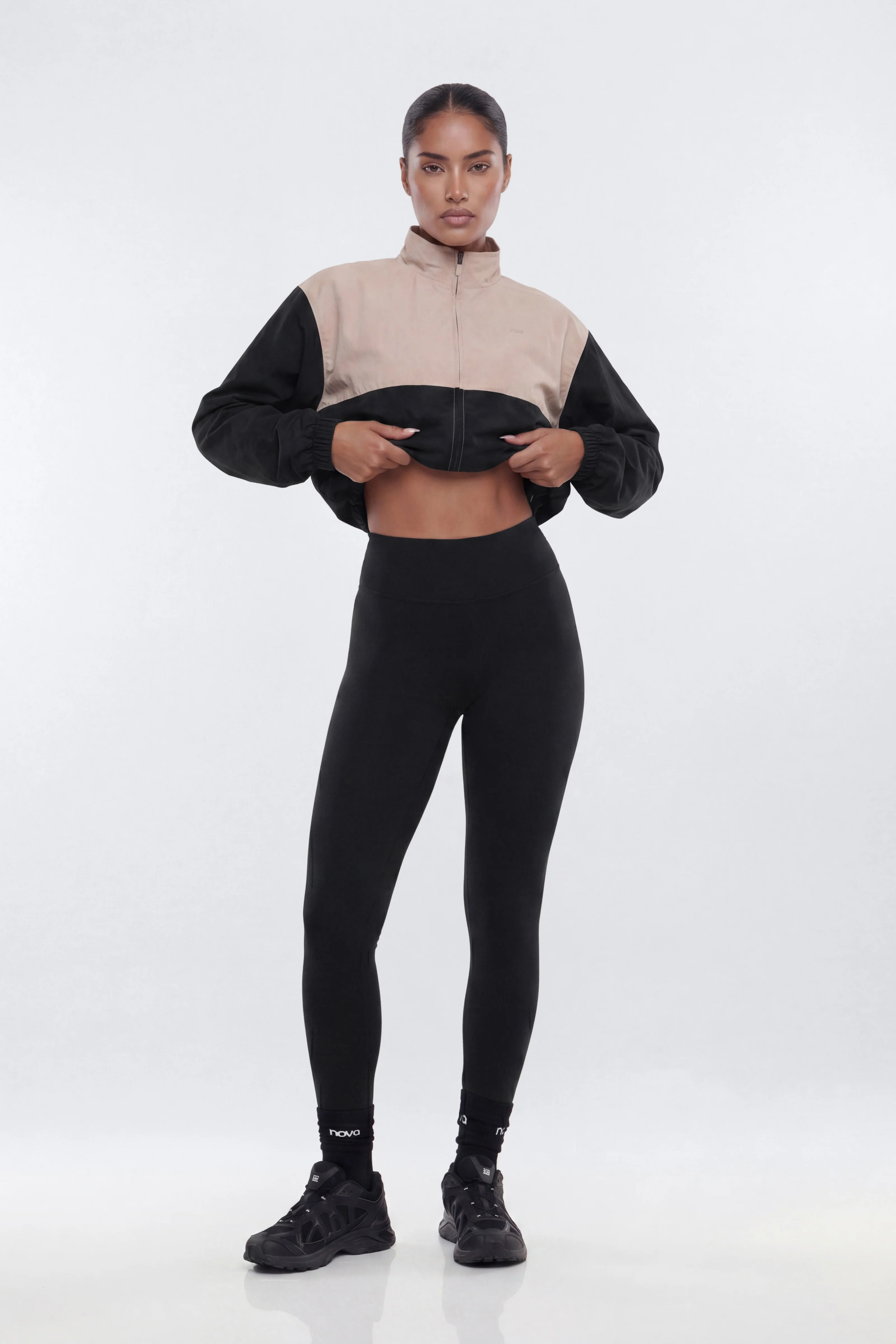 CloudForm™ 25″ Mid Rise Legging - Black