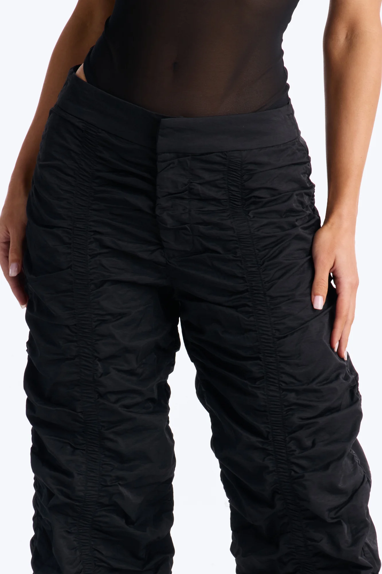 Count These Stacks Low Rise Pant - Black - Image 3