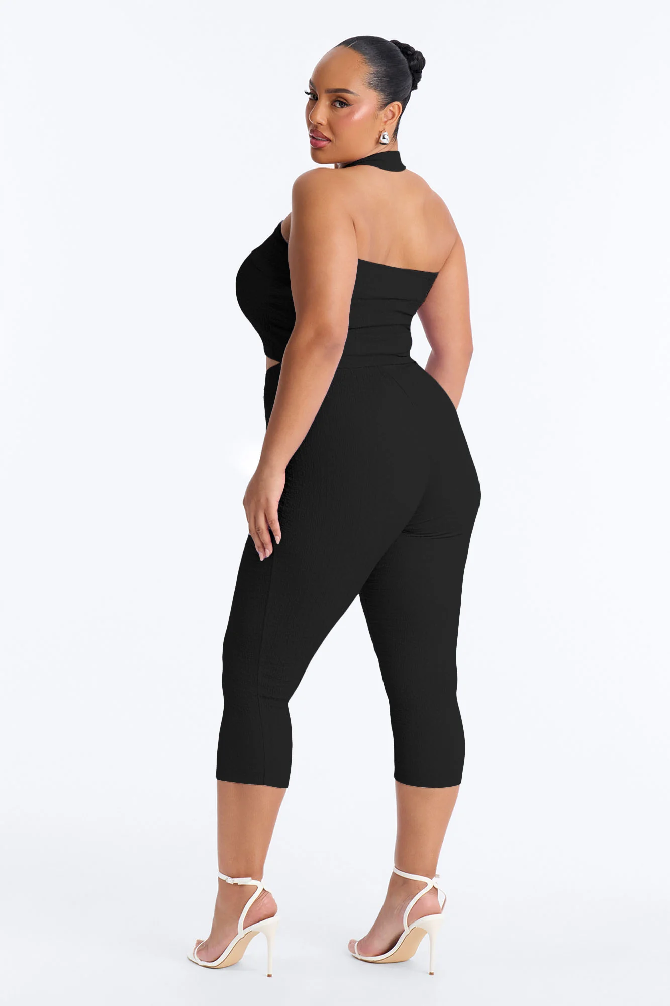 Delilah Textured Halter Capri Pant Set - Black - Image 7