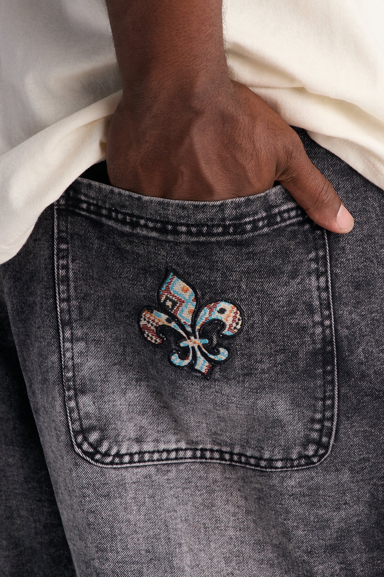 East End Frayed Baggy Jean - Dark Wash - Image 11