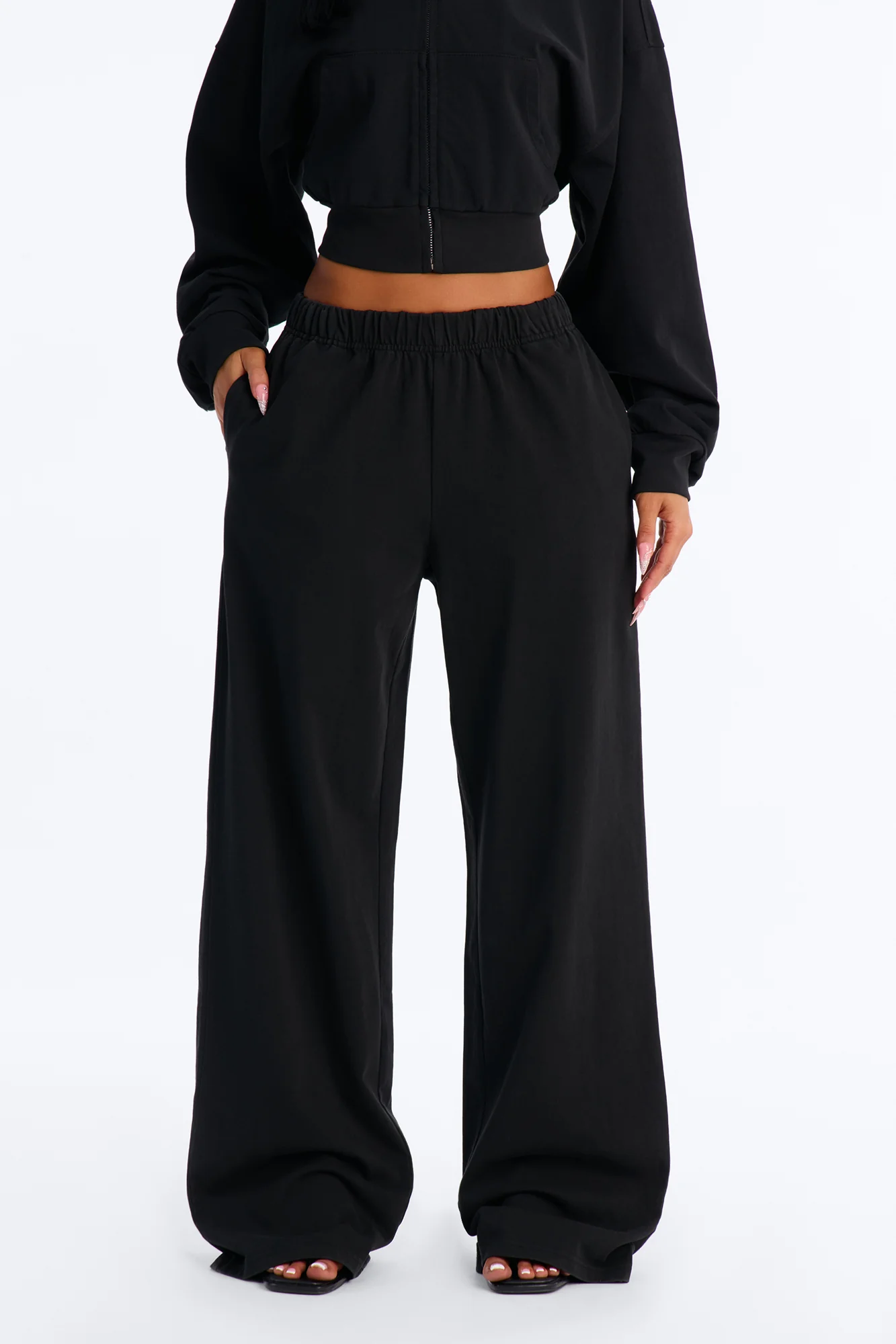 Ellie Wide Leg Pull On Pant - Black - Image 2