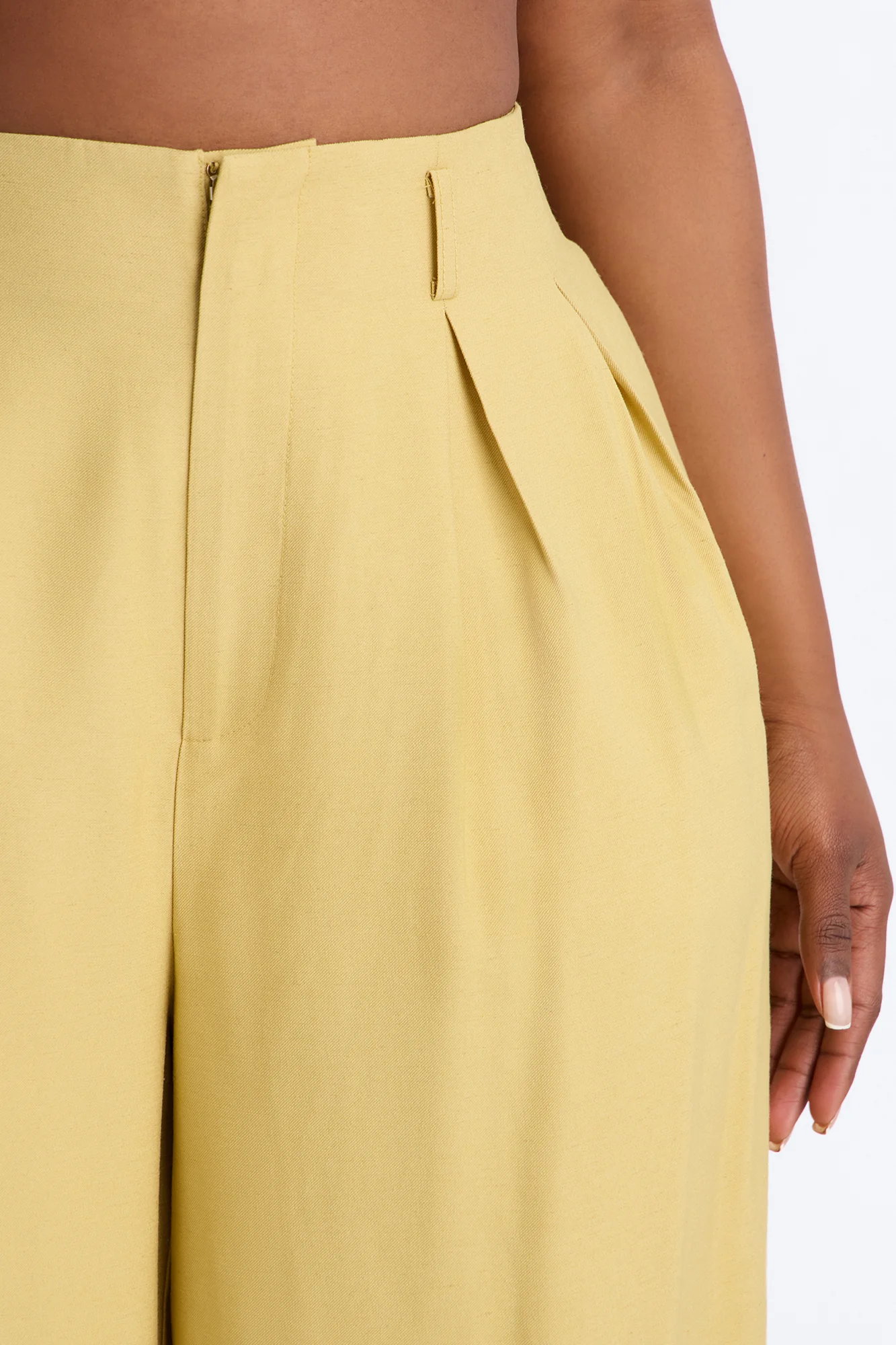 Elyse Linen High Rise Pleated Trousers - Honey - Image 8