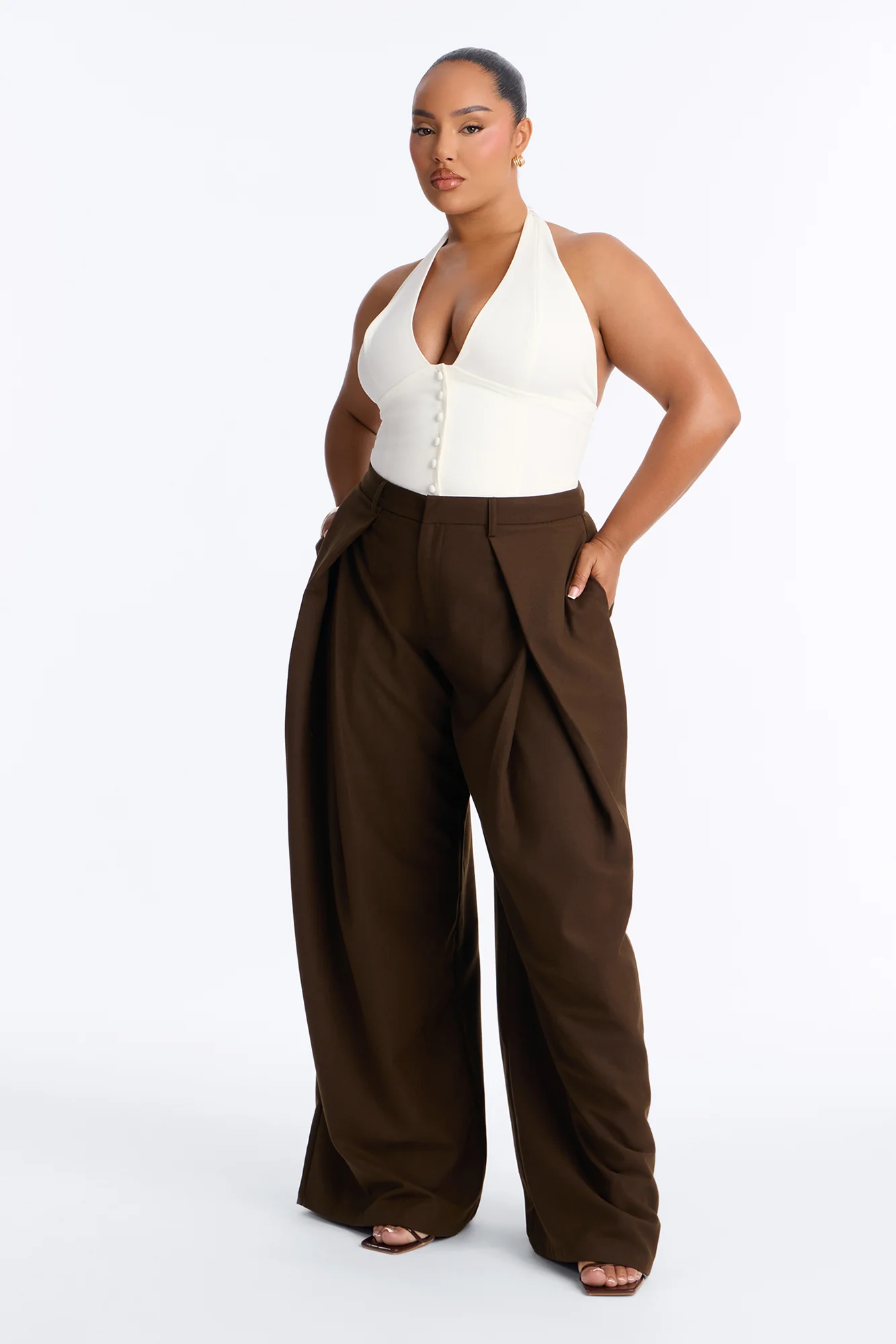 Executive Realness Pleated Wide Leg Trouser 33″ - Chocolate - Image 5