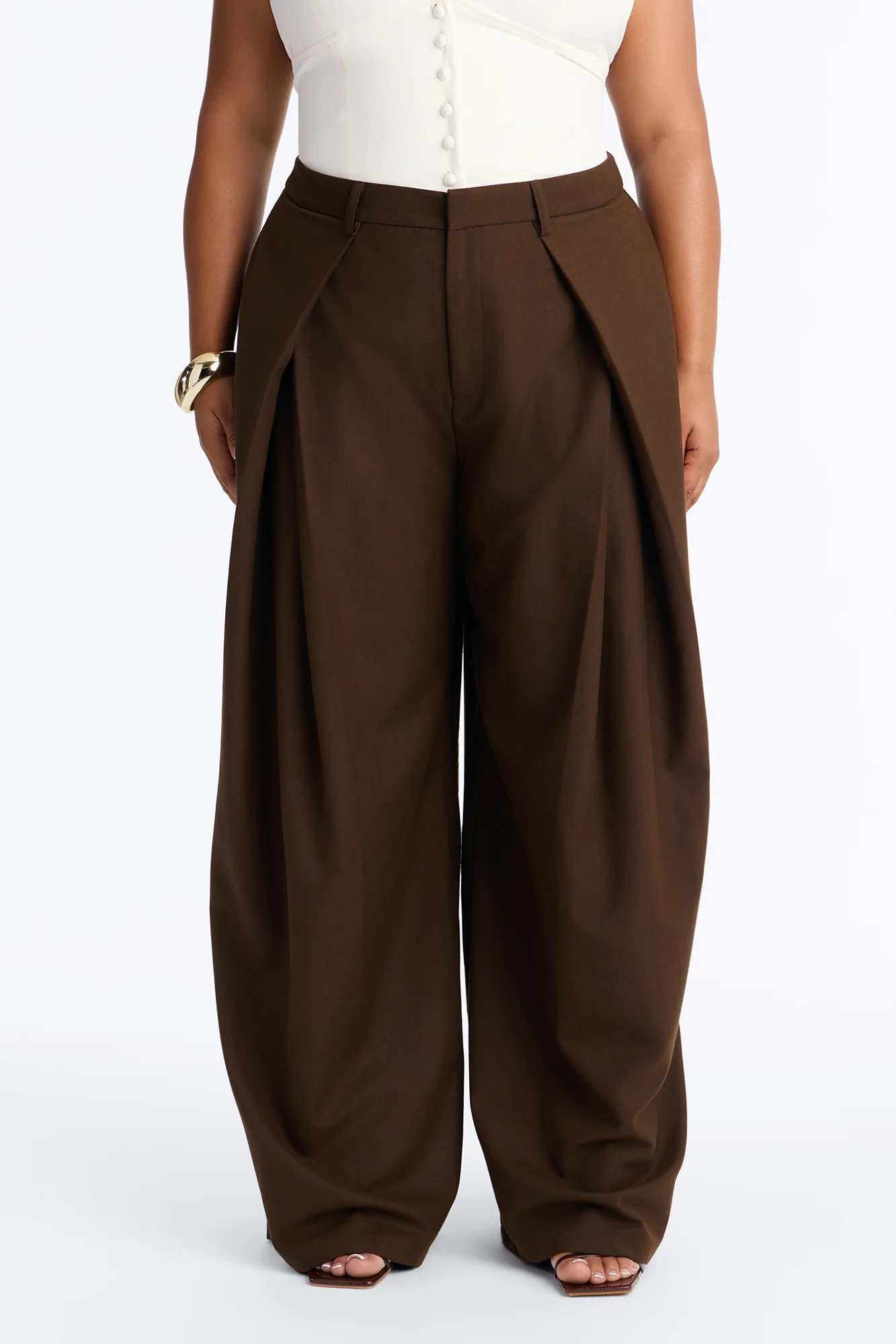 Executive Realness Pleated Wide Leg Trouser 33″ - Chocolate - Image 6