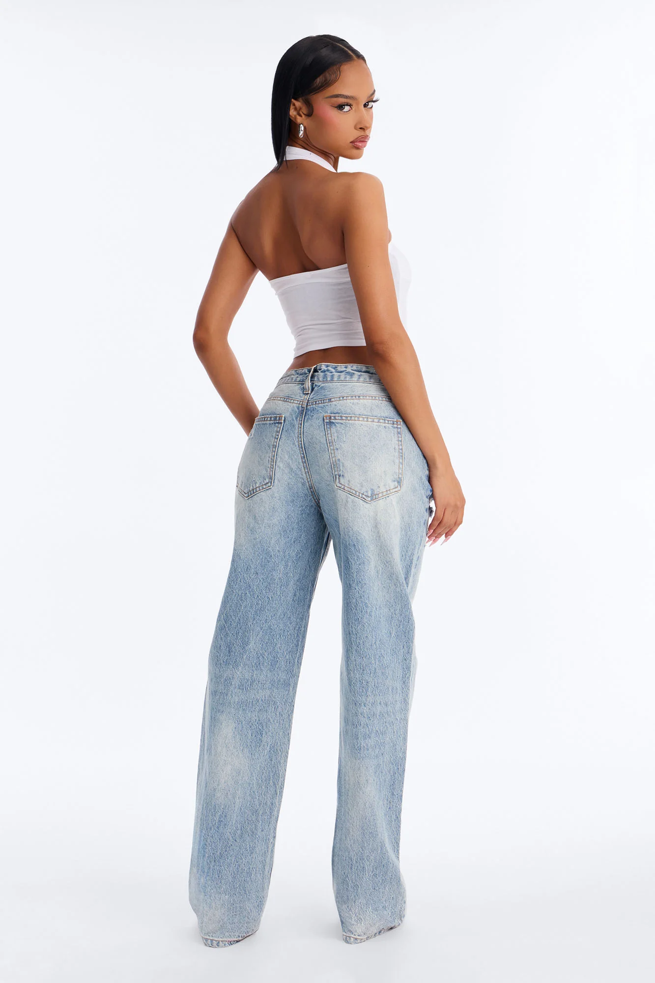 Feeling A Way Ripped Straight Leg Jeans - Light Wash - Image 4
