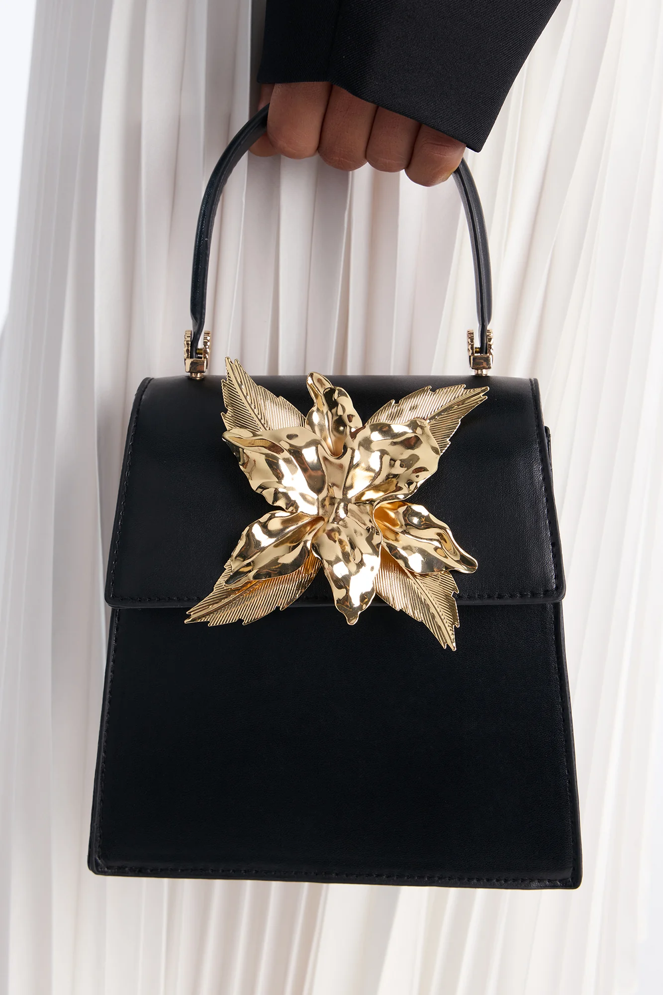 Floral Dreams Faux Leather Satchel Handbag - Black/Gold