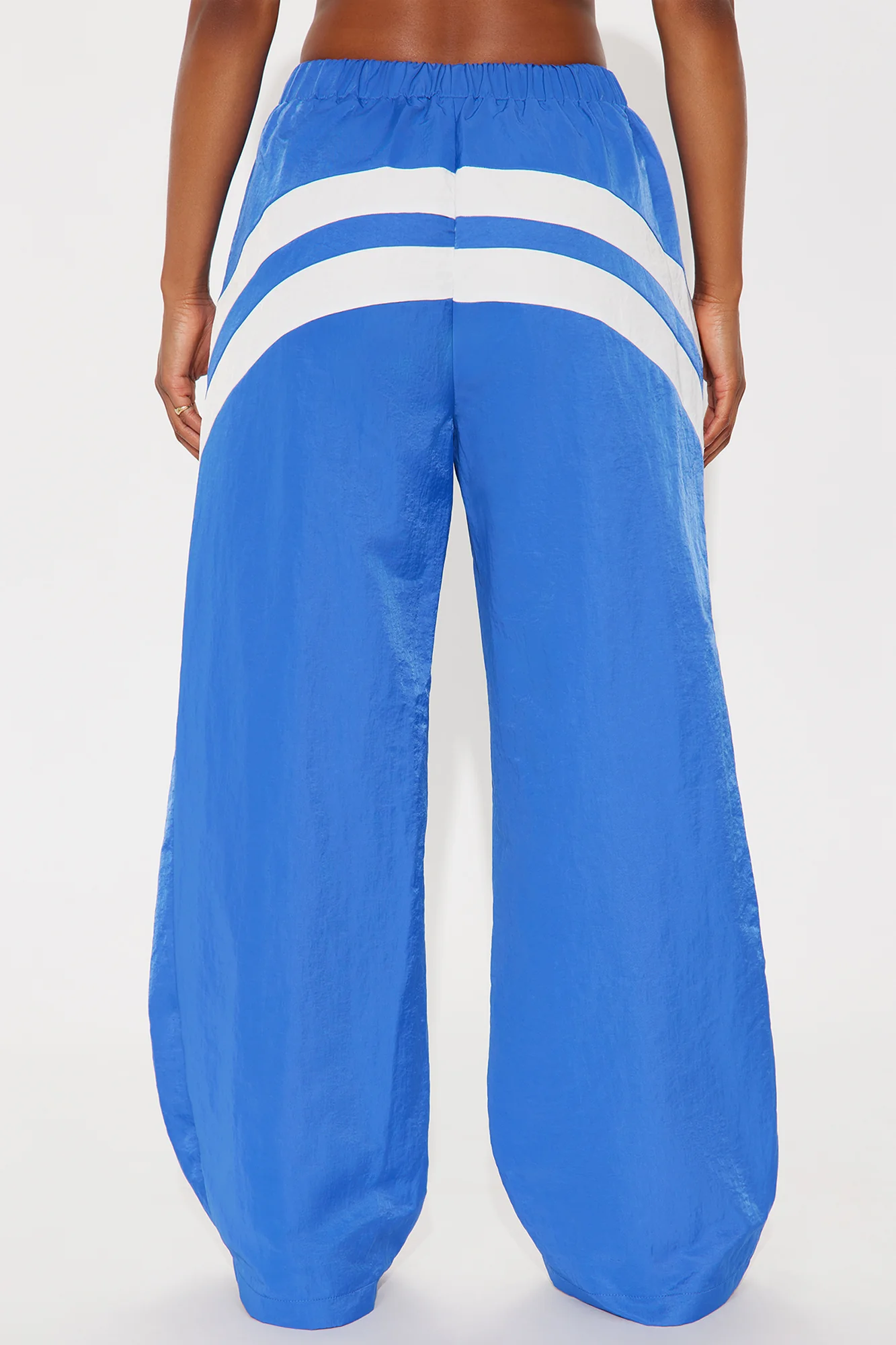 Follow The Curve Windbreaker Track Pant - Blue - Image 3