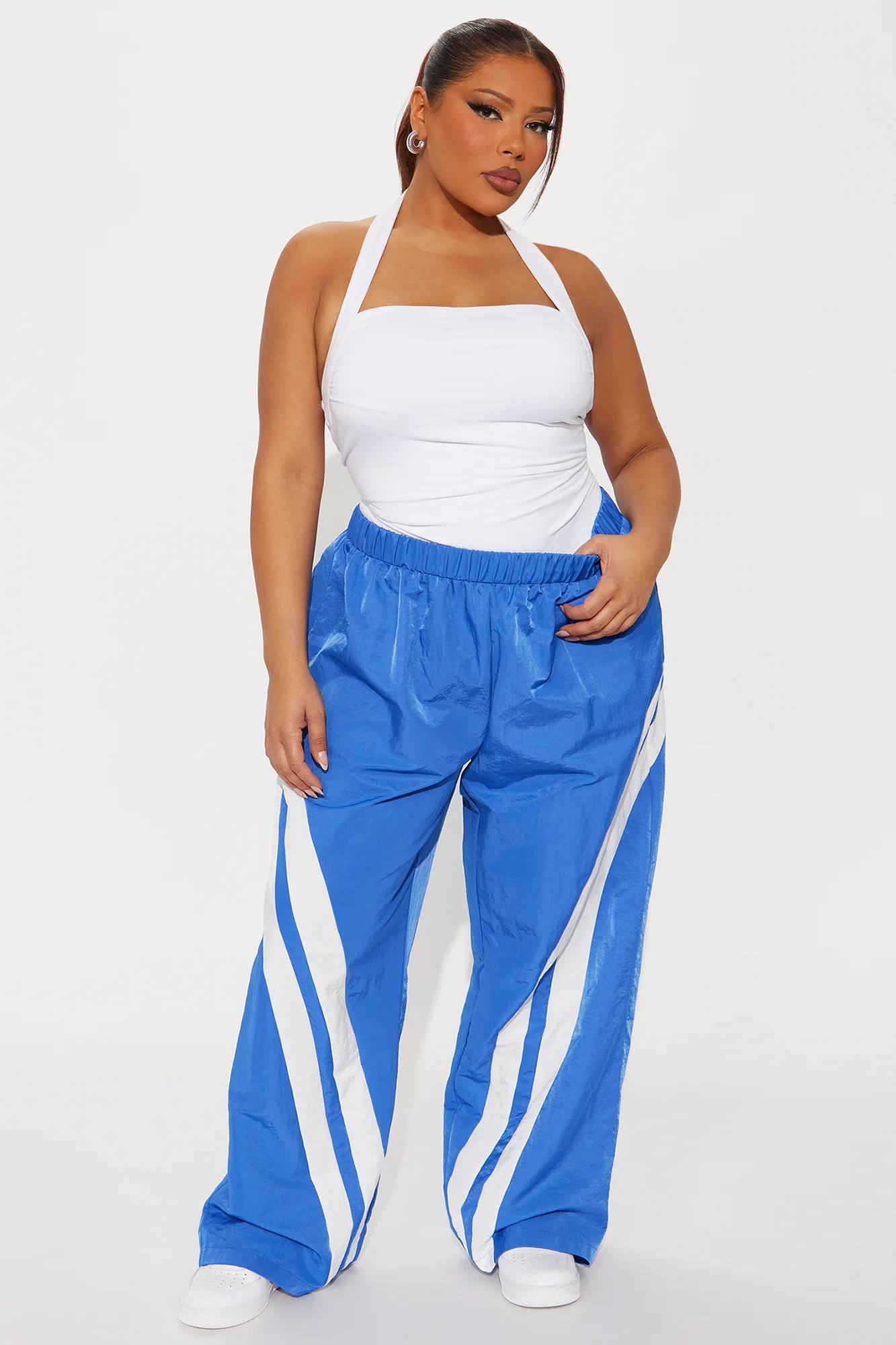 Follow The Curve Windbreaker Track Pant - Blue - Image 4