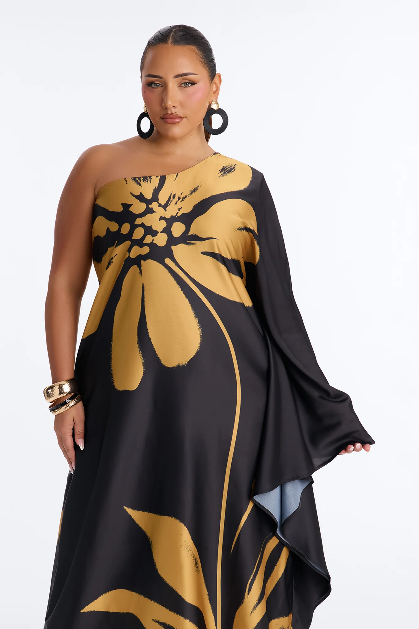 Gentle Glow Satin Kaftan Maxi Dress - Black/Gold - Image 5