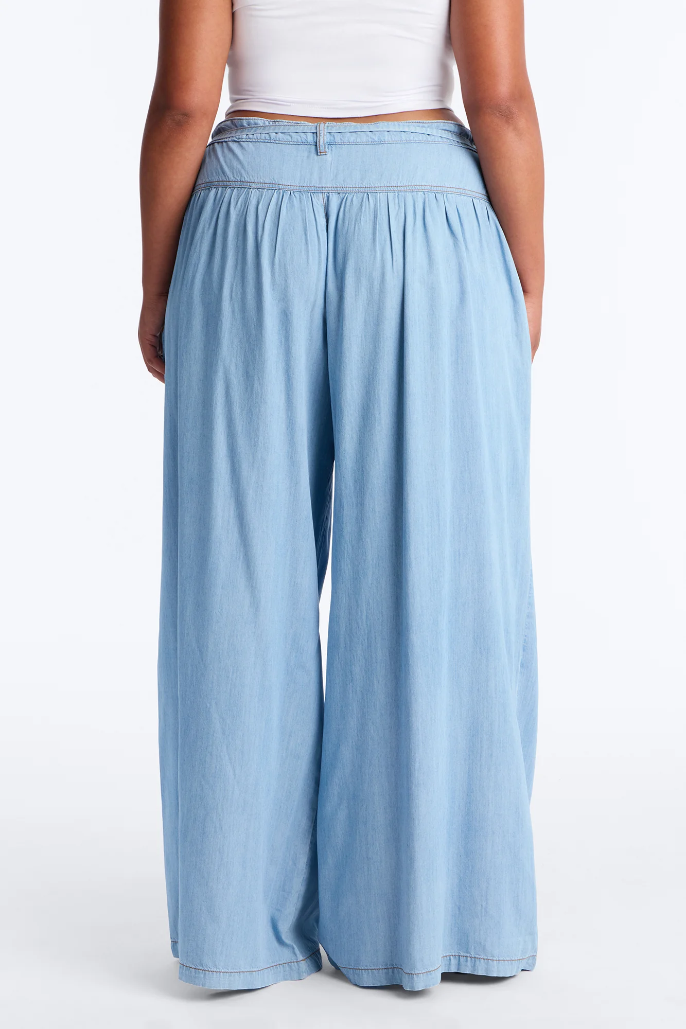 Golden Hour Chambray Tie Waist Pant 33″ - Light Wash - Image 8