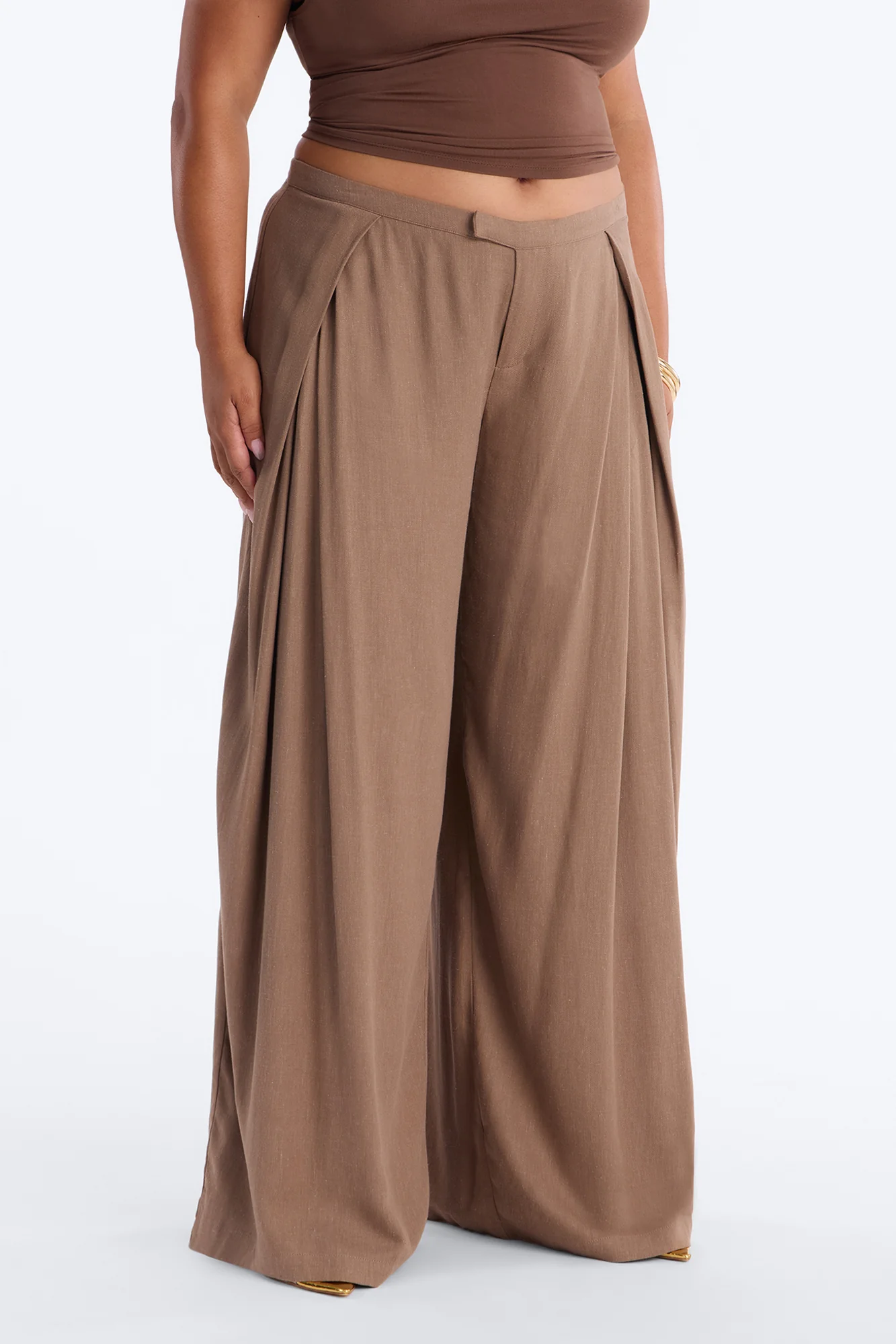 Gracie Low Rise Pleated Linen Wide Leg Trouser 33″ - Taupe - Image 6
