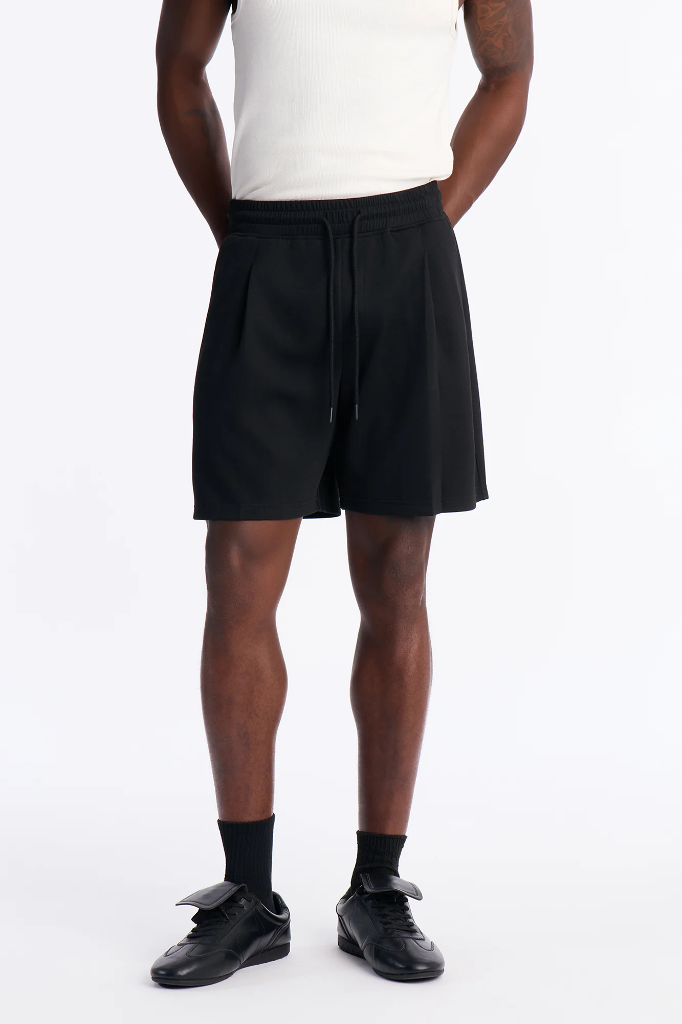 Savoy Pleated Short - Black