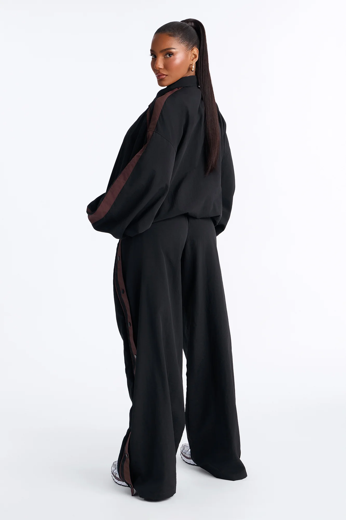 In Rhythm Snap Button Windbreaker Pant Set - Black - Image 4