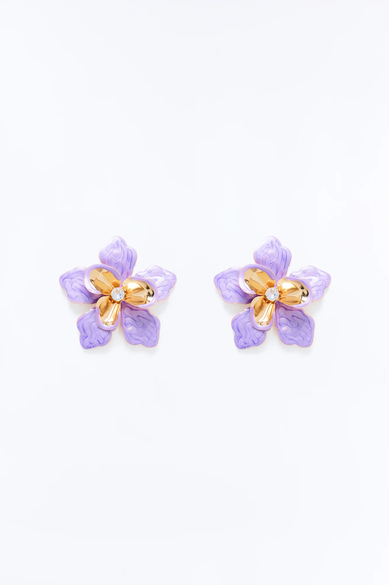 Island Hibiscus Stud Earrings - Lavender - Image 3