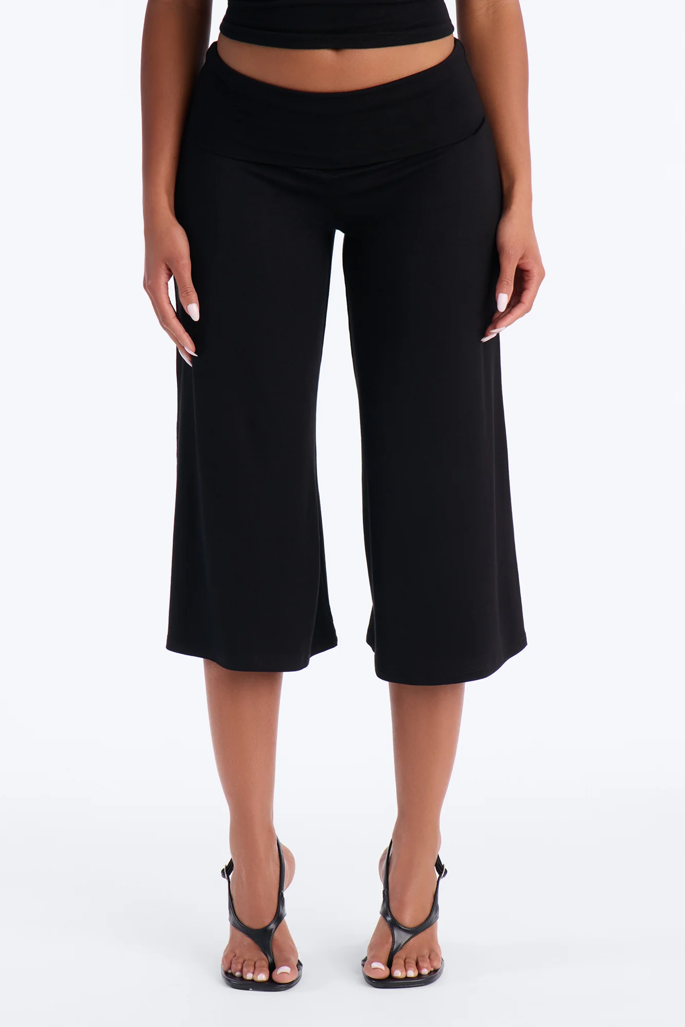 Kiki Low Rise Foldover Gaucho Pant - Black - Image 2