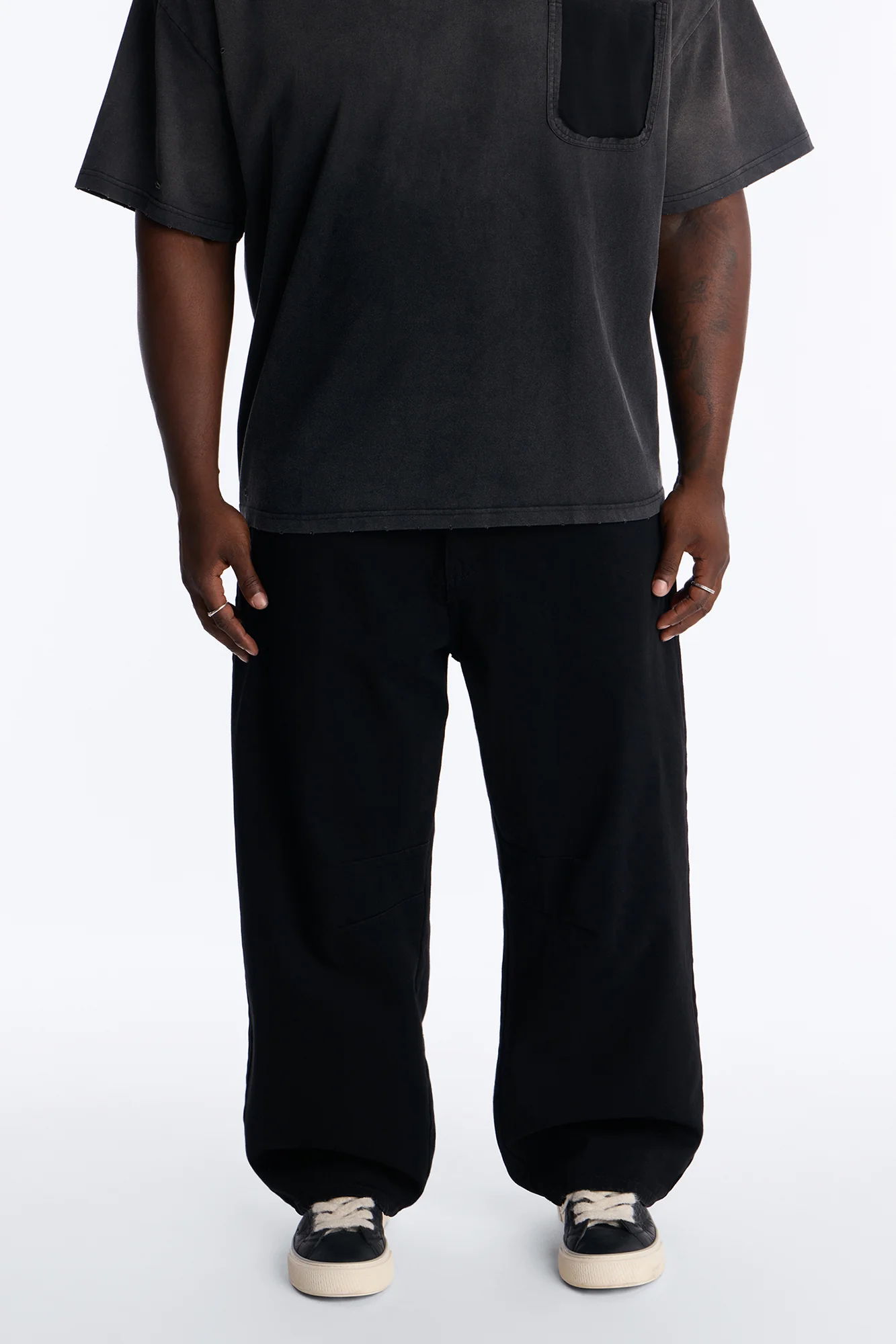 Kylan Classic Baggy Jeans - Black - Image 5