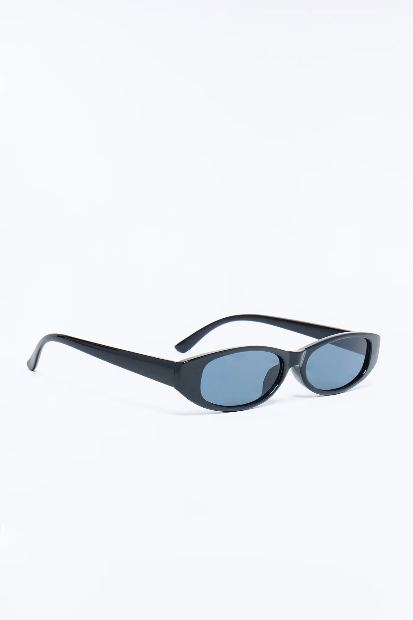 Latte Afternoon Sunglasses - Black - Image 4