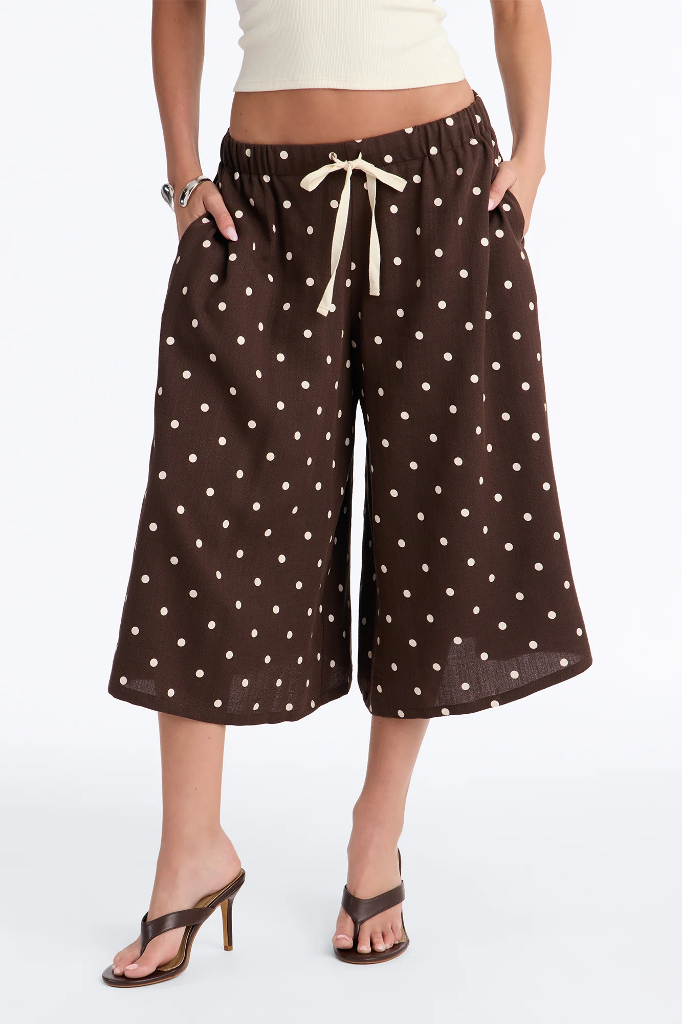 Lizzie Wide Leg Low Rise Drawstring Culotte - Chocolate