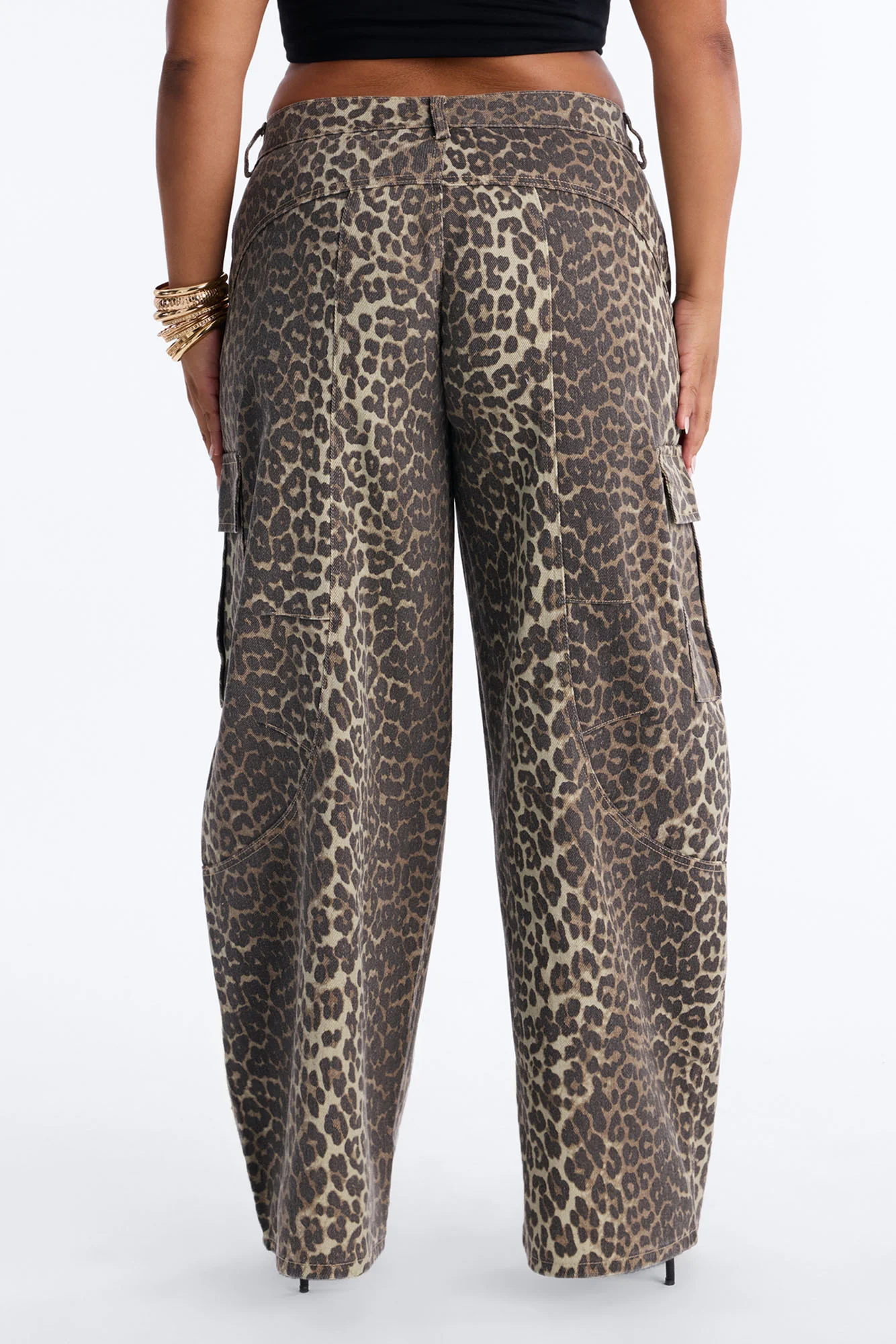 Londyn Leopard Mid Rise Cargo Barrel Leg Pant 30″ - Leopard - Image 8