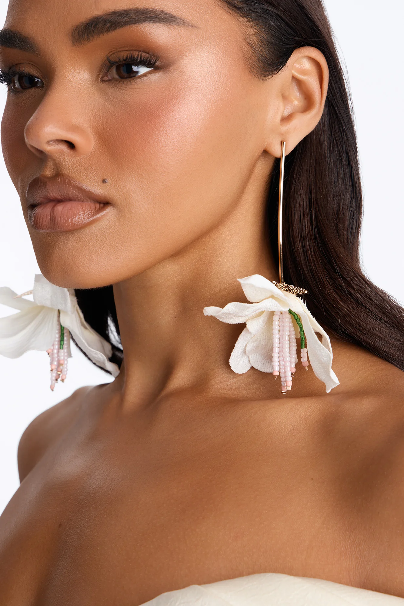 Lucia Floral Drop Earrings - White/combo