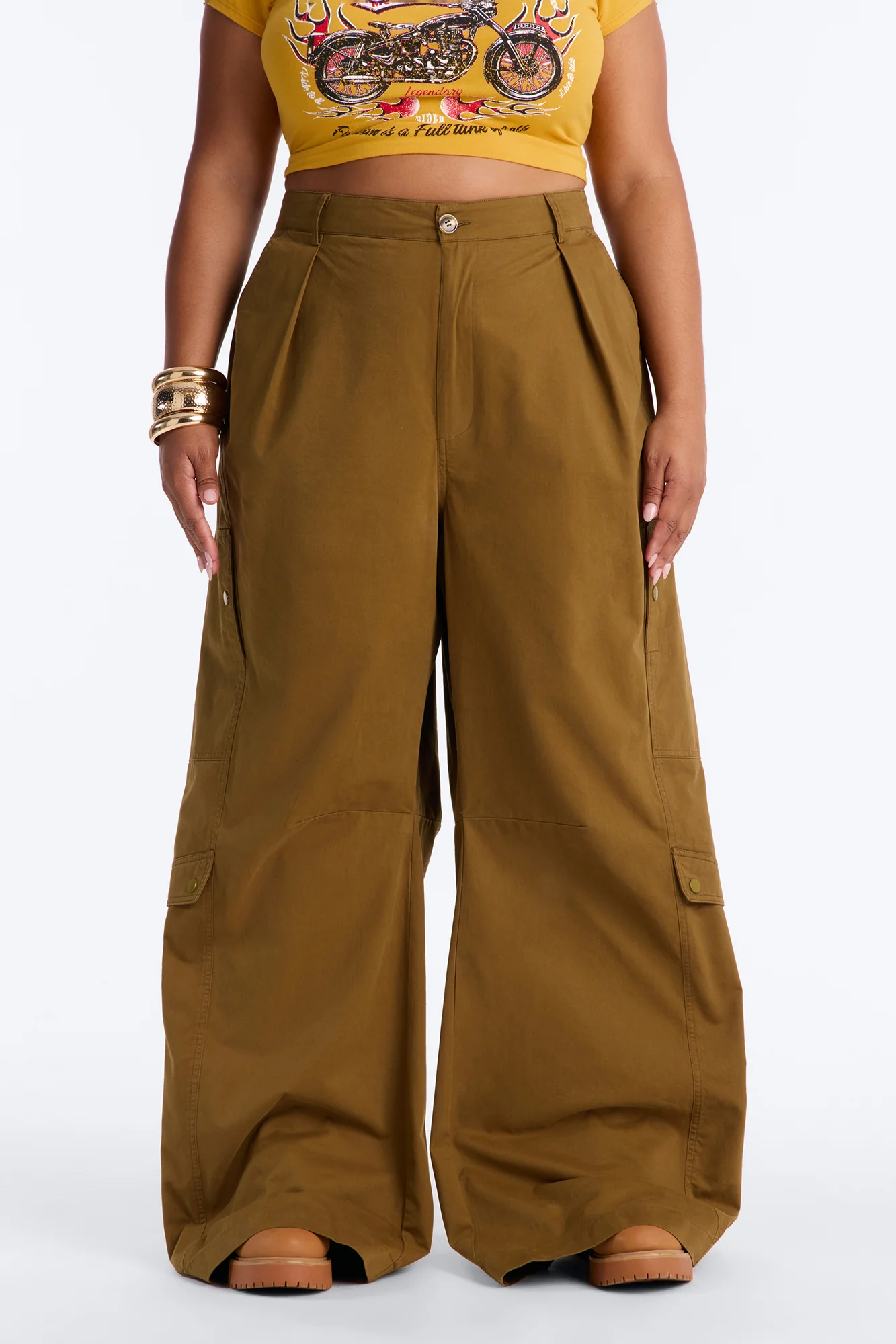 Lyla High Rise Wide Leg Cargo Pant 32″ - Olive - Image 5