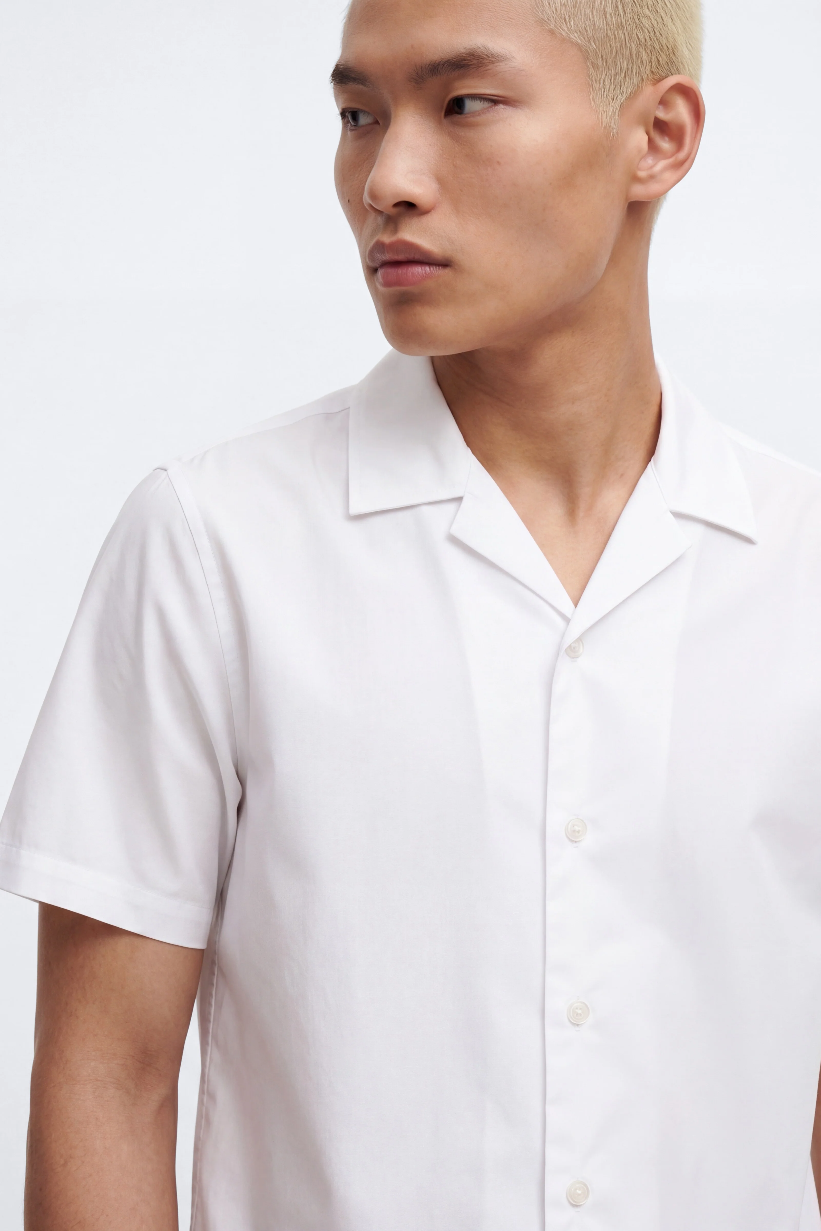 Maison Tailored Wrinkle Free Cuban Collar Shirt - White - Image 3
