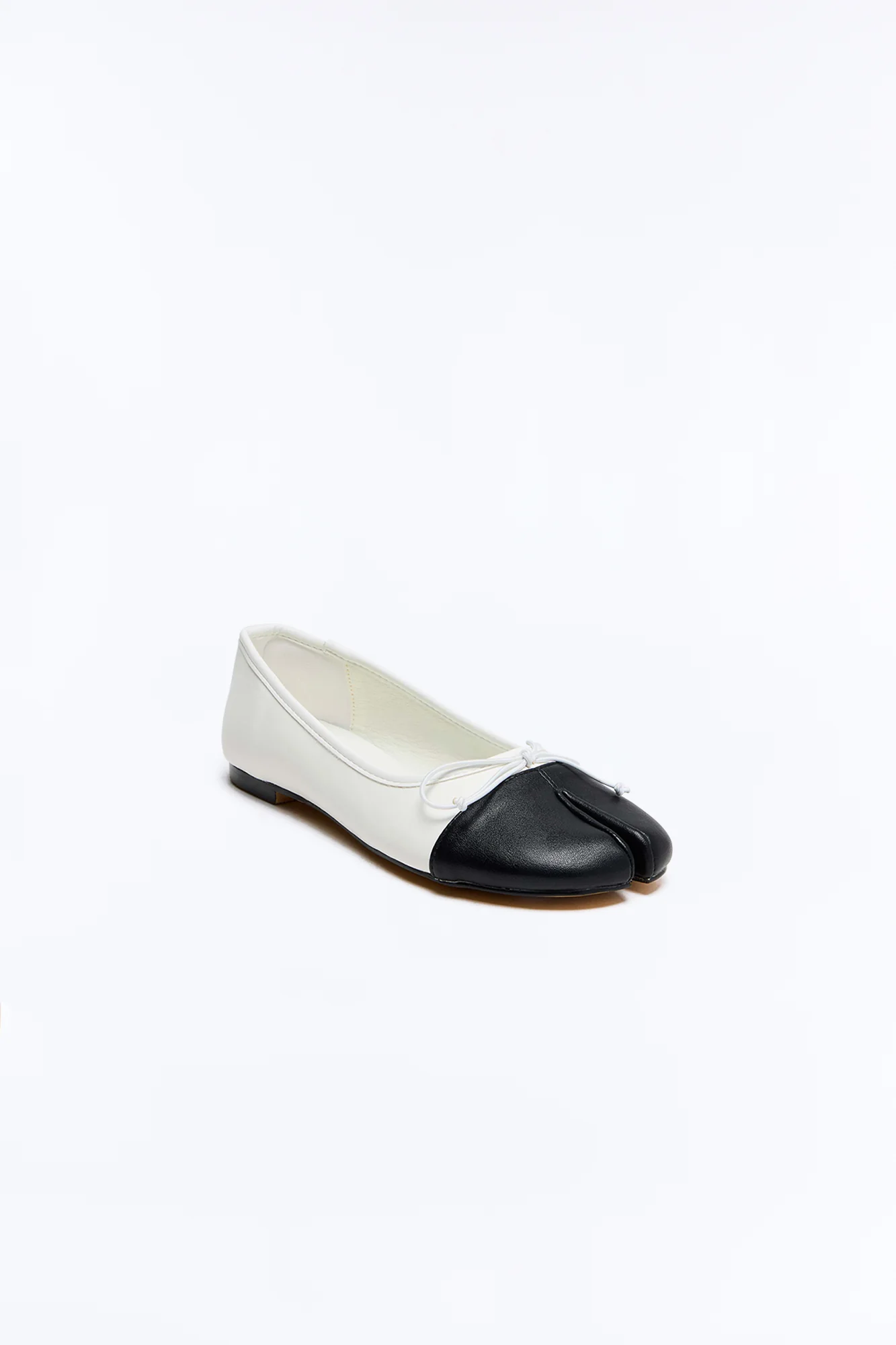 Mamie Bow Ballet Flats - Black/White - Image 3