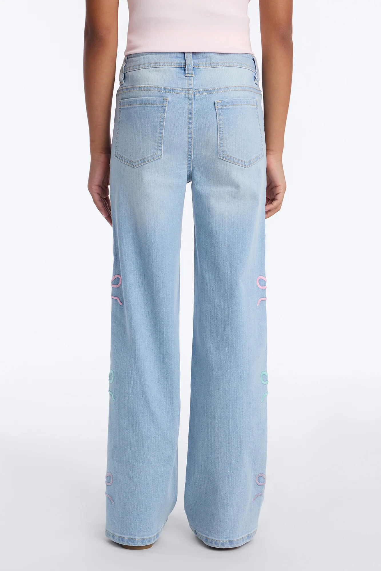 Mini Positively Pretty Wide Leg Jeans - Light Wash - Image 4