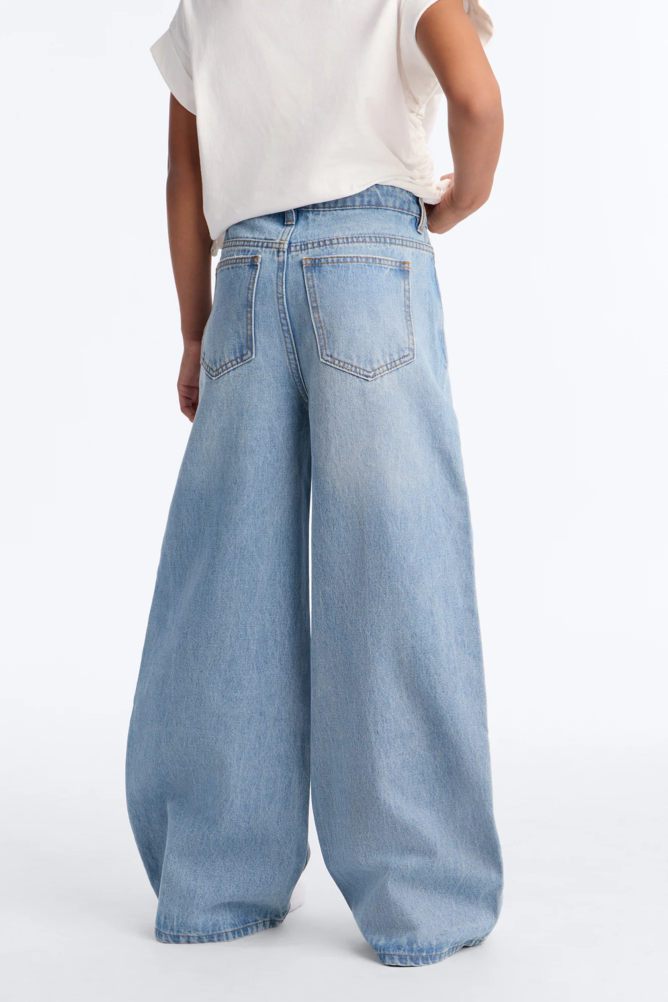 Mini Pretty Girl Privilege Baggy Graphic Jeans - Light Wash - Image 3