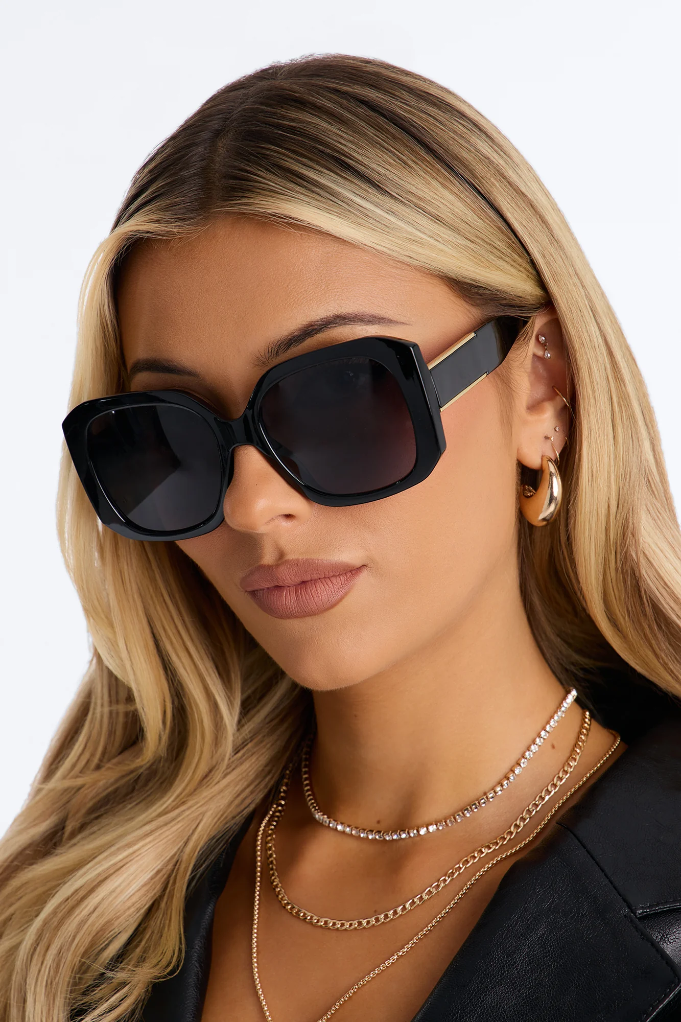 Miss Marisa Sunglasses - Black