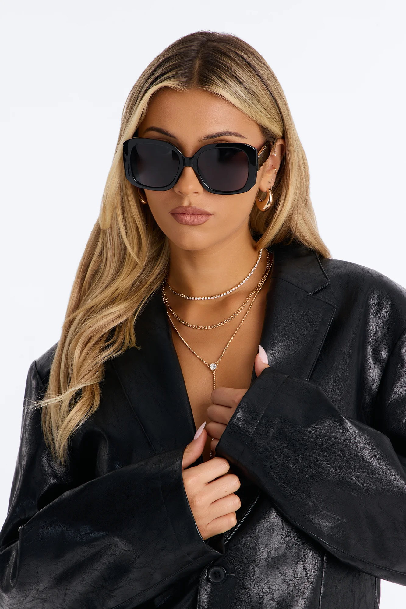 Miss Marisa Sunglasses - Black - Image 2