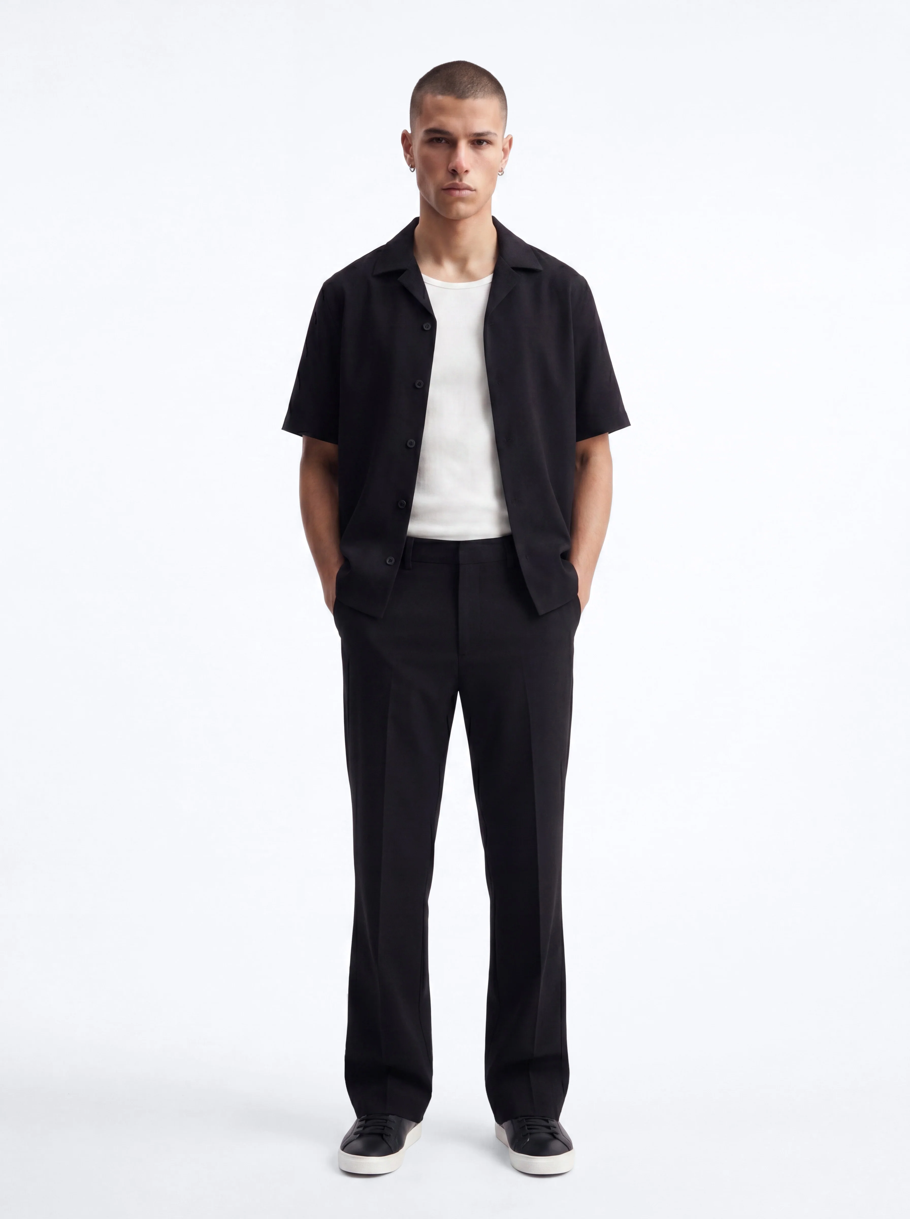 Modern Essential Relaxed Straight Hybrid Waist Trouser - Black - Image 2