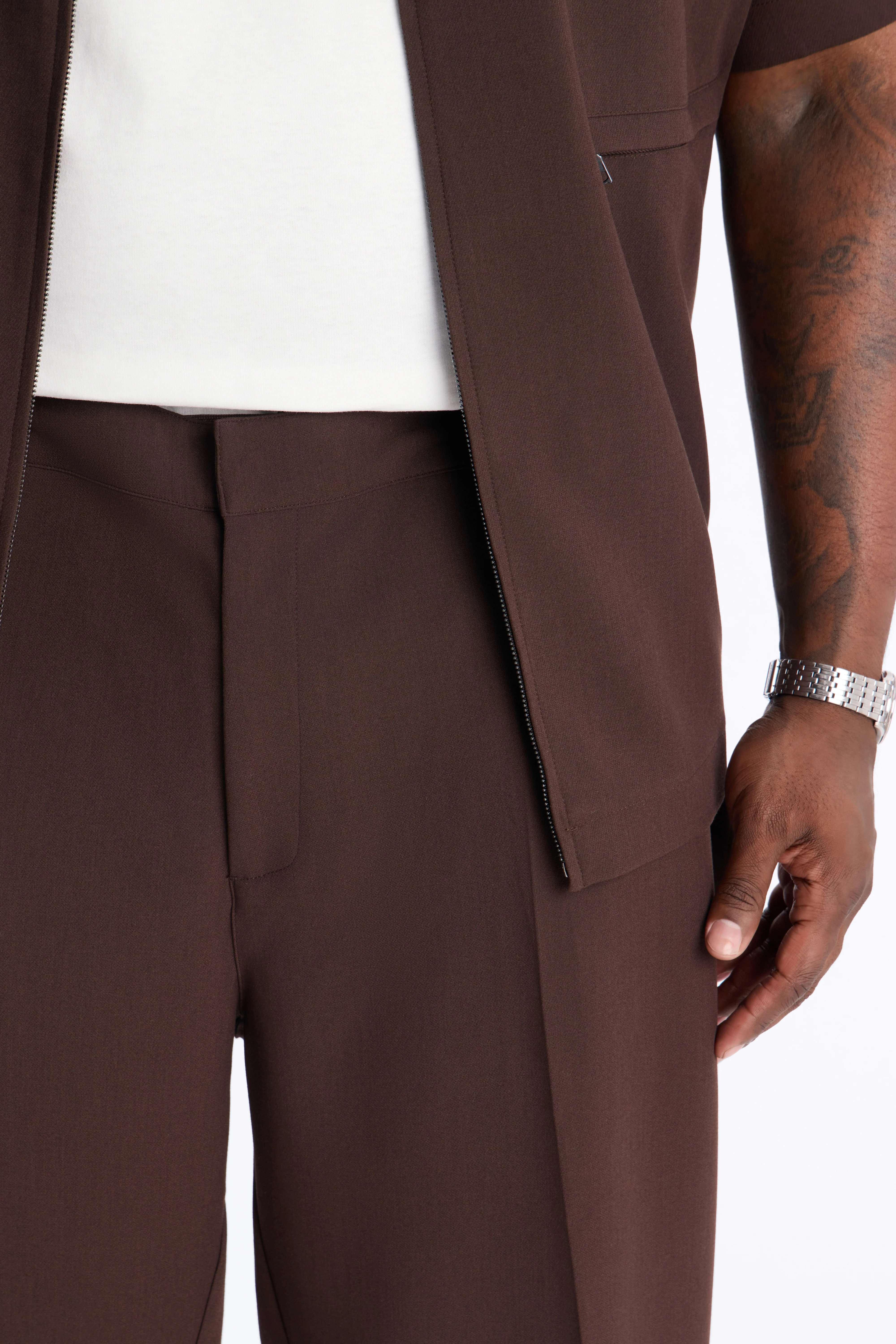 Modern Essential Relaxed Straight Hybrid Waist Trouser - Chocolate - Image 6