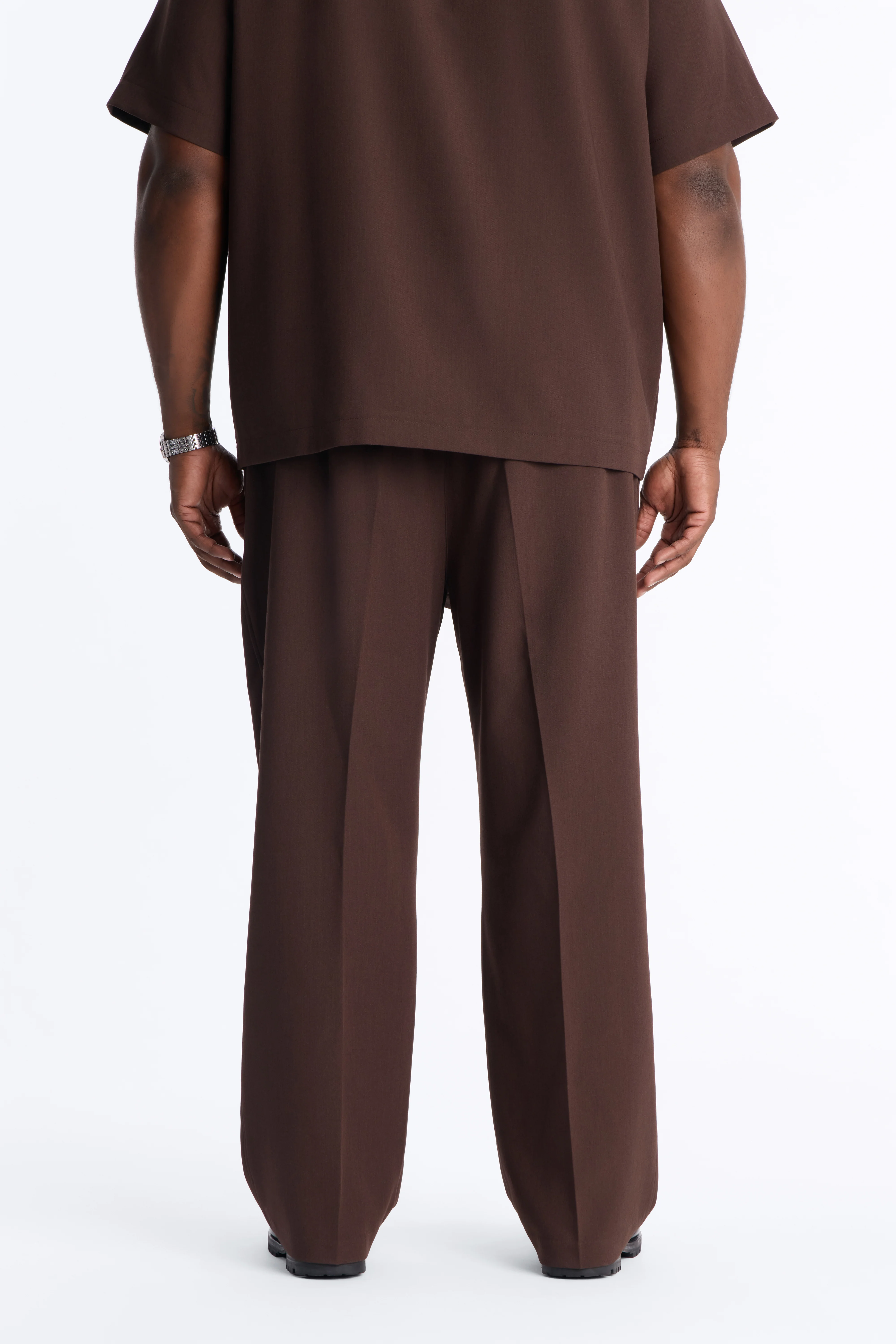 Modern Essential Relaxed Straight Hybrid Waist Trouser - Chocolate - Image 7